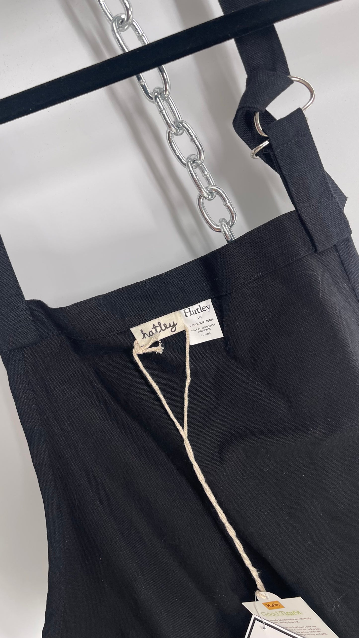 “Treble in the Kitchen” Hatley Apron with Tags Attached (One Size)