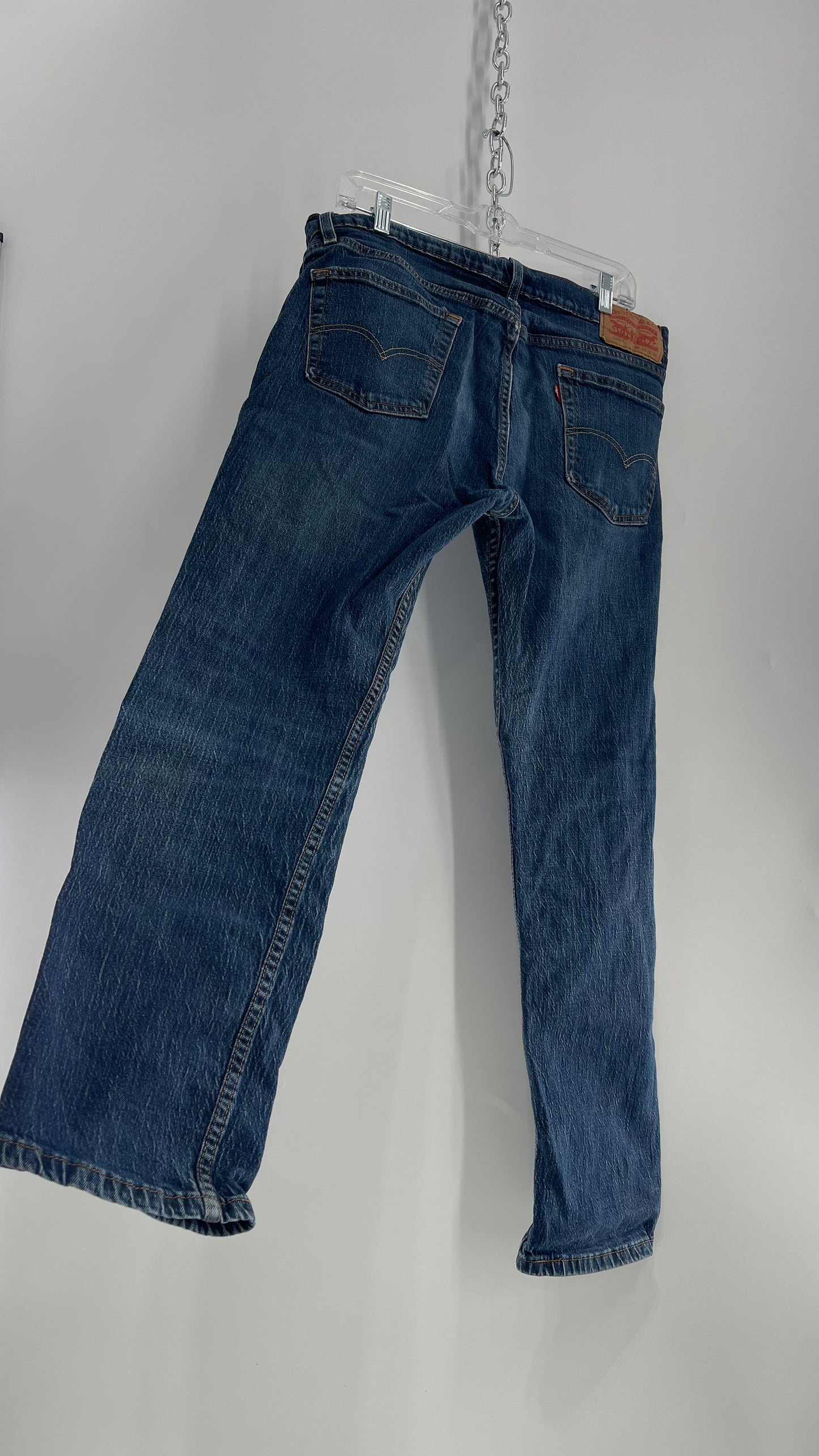 Levi 505 Worn Medium Wash Men’s Straight Leg Jeans  (33 X 30)