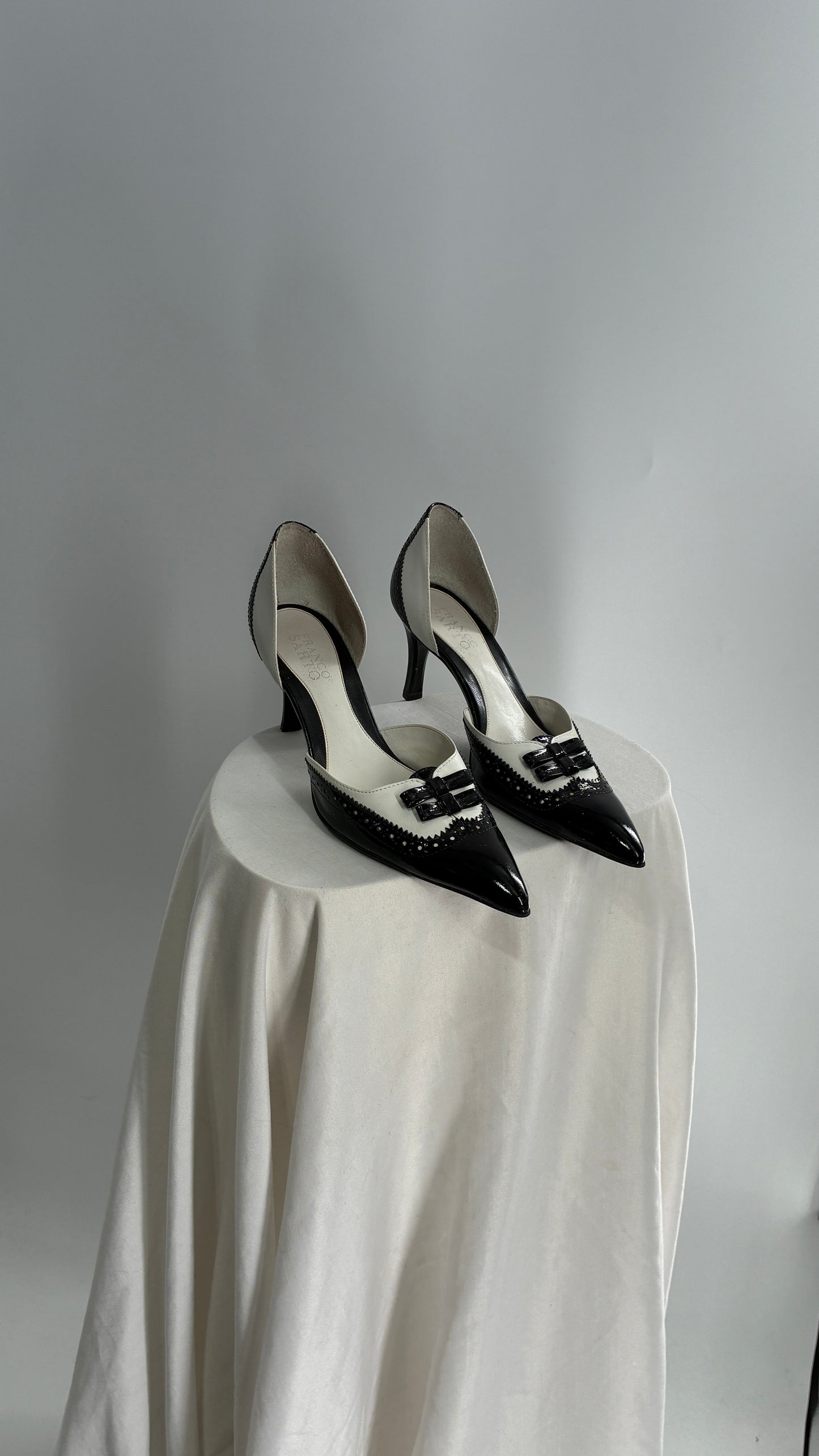 Vintage Franco Sarto Black and White Pointed Toe Tuxedo Heel (8)