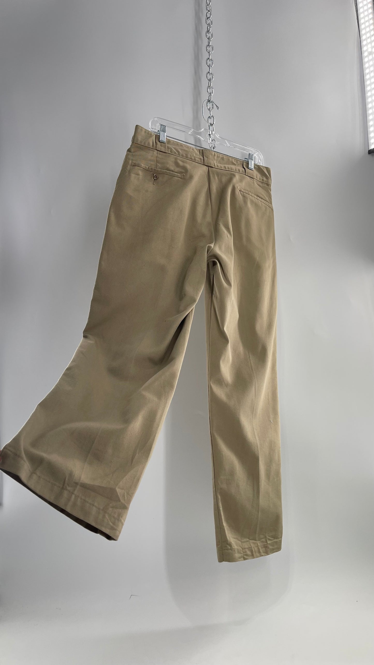 Urban Outfitters Urban Renewal Khaki Trouser (32)