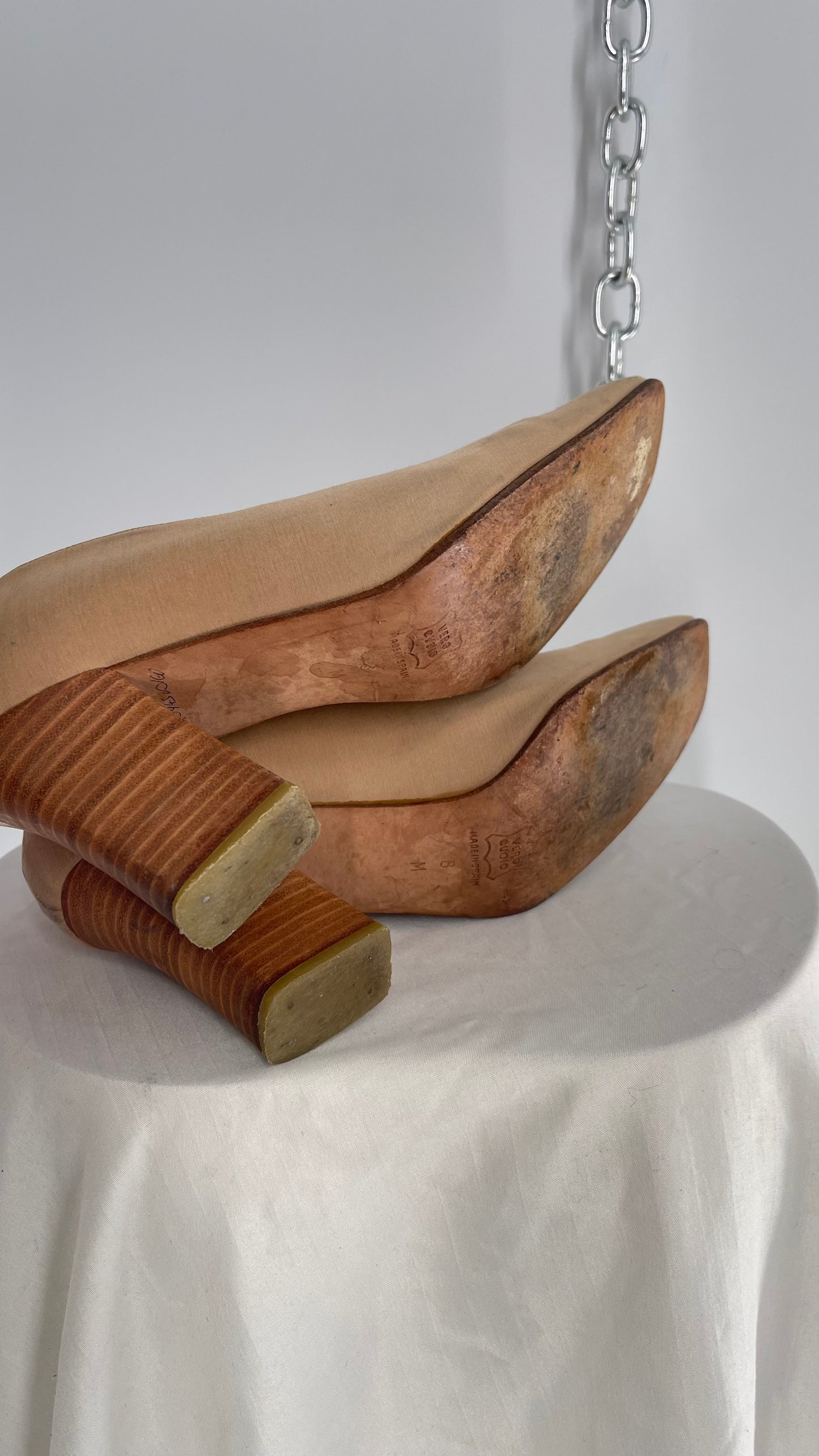 Vintage DKNY Tan/Beige Square Toe Block Heel (8)