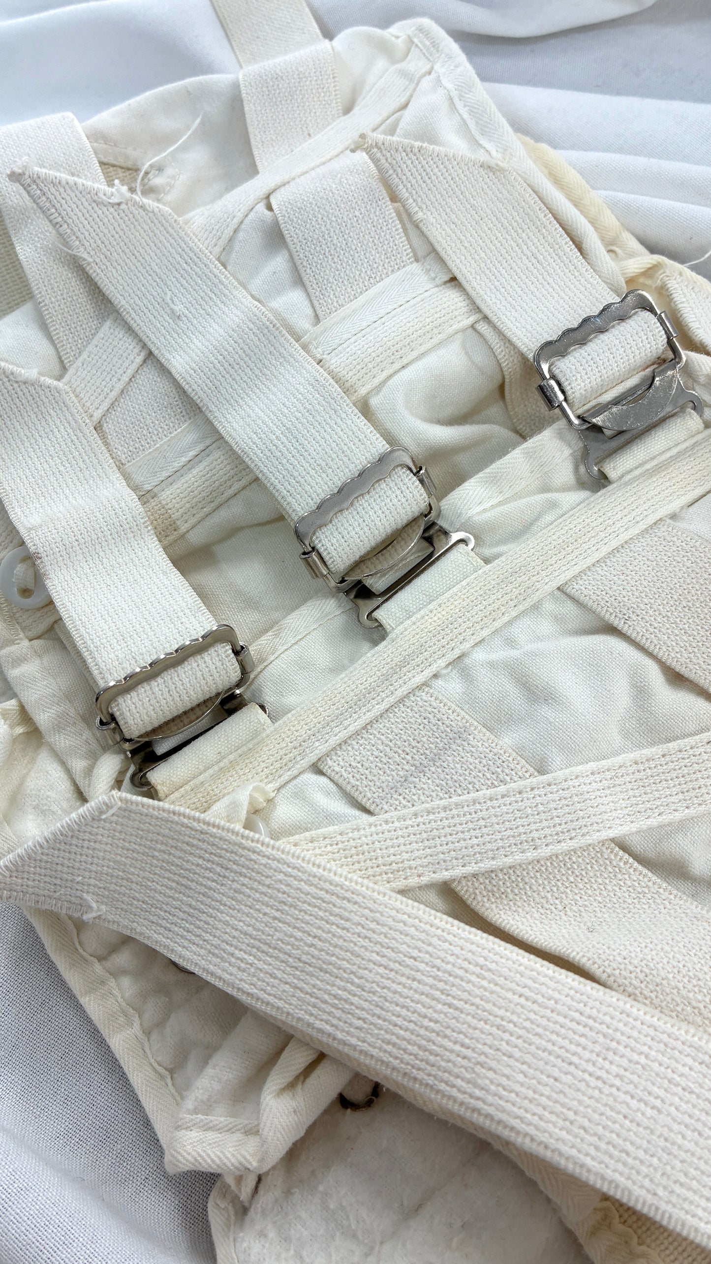 Vintage 1950s White Girdle Corset Brace Belt with Straps (Small)