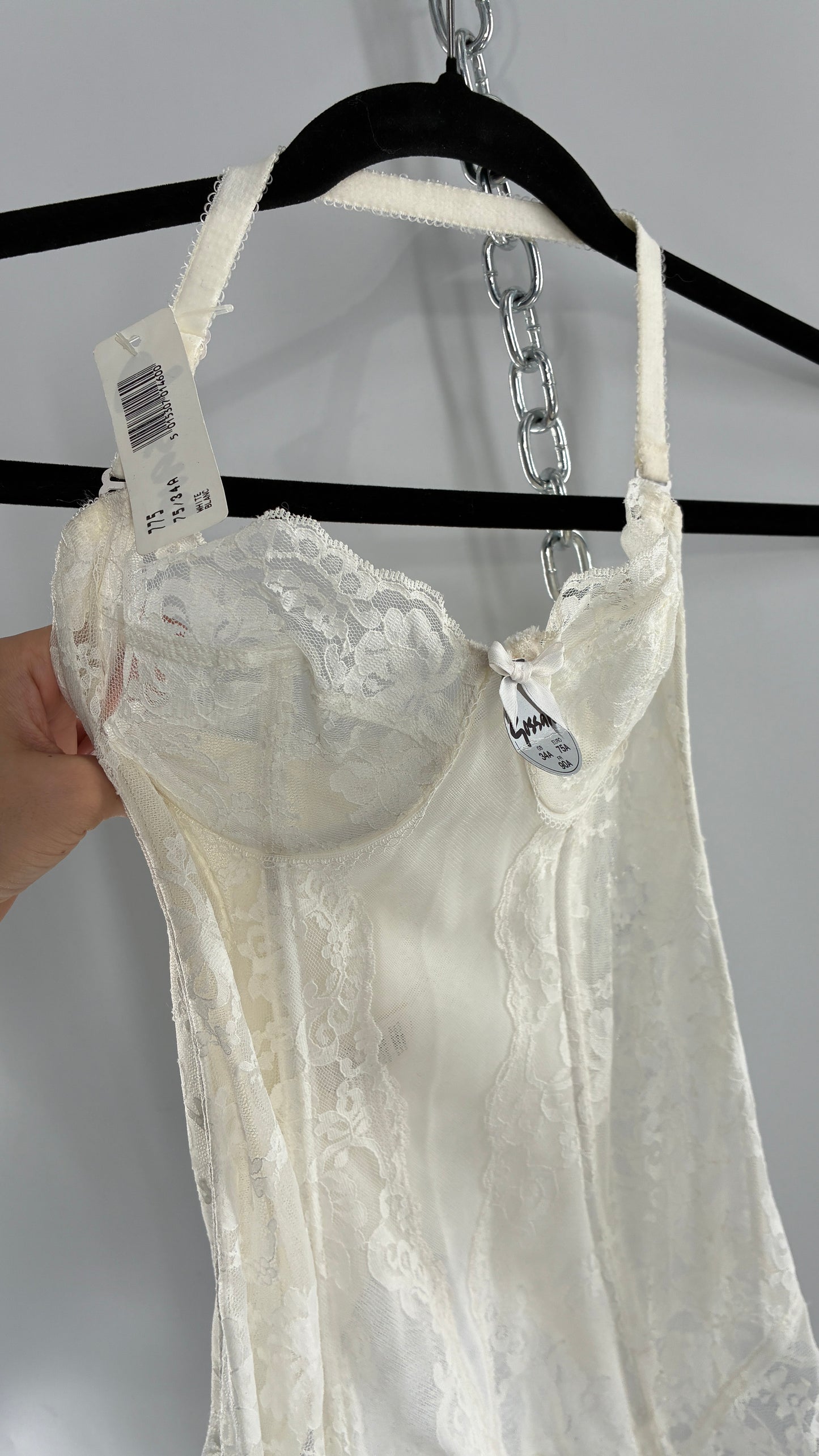 Deadstock Vintage 1950s GOSSARD Off White Lace Corset with Stocking Pulls (34A)