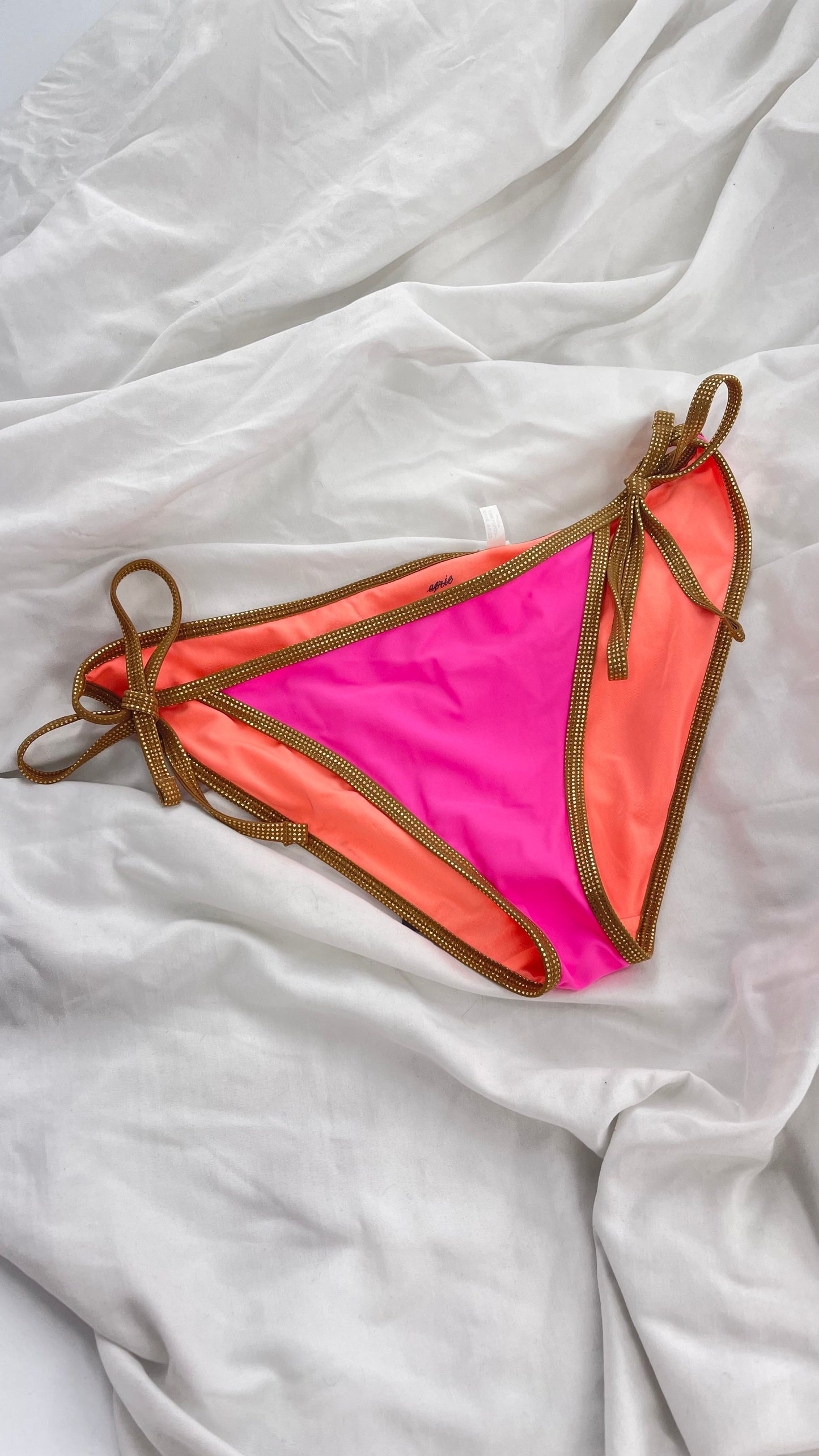 Deadstock Vintage Aerie Neon Pink and Orange Reversible Bikini Bottoms with Gold Metallic Trim (Large)