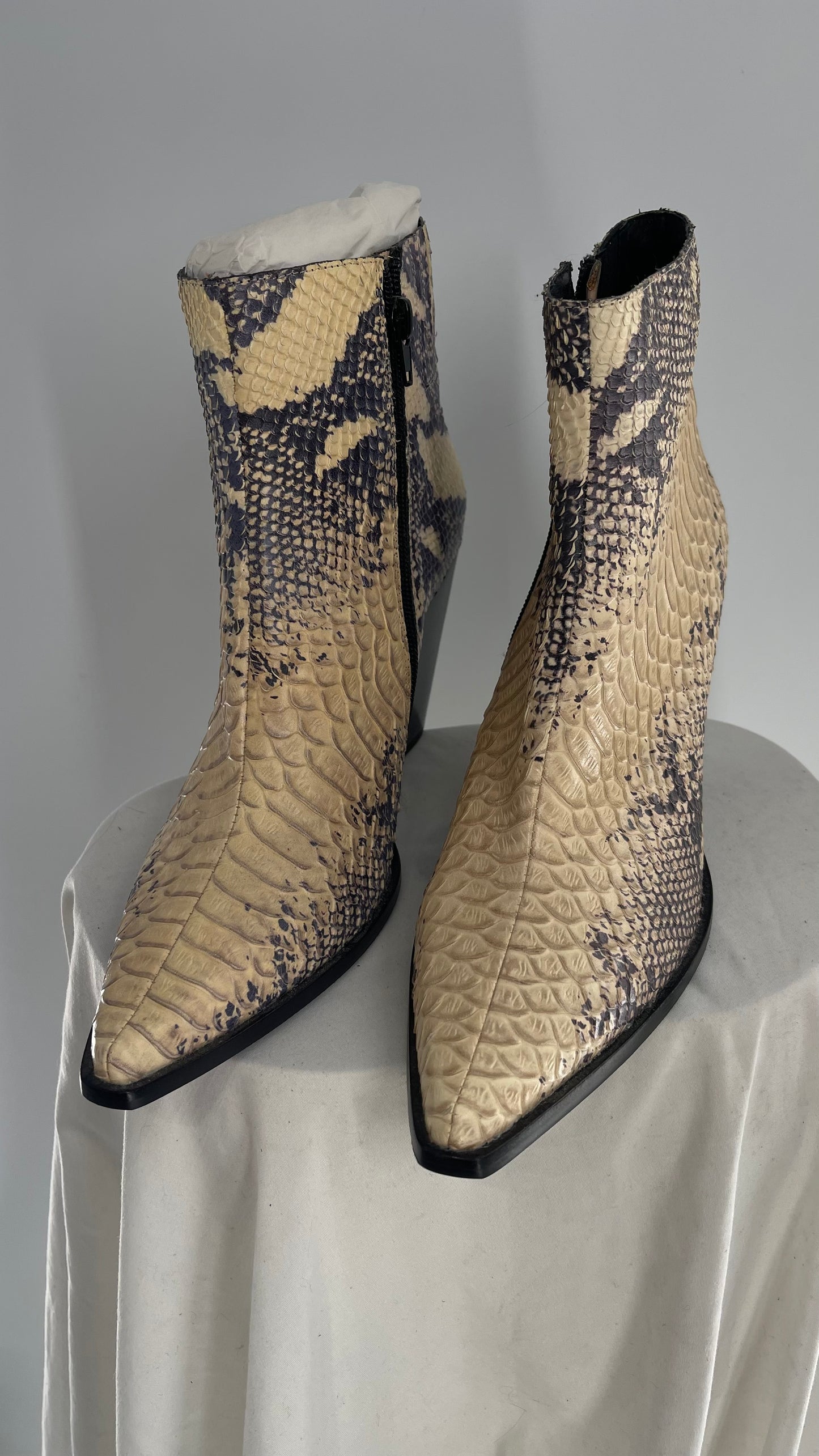 Jeffrey Campbell Snake Skin Patterned Pointed Boots (10)