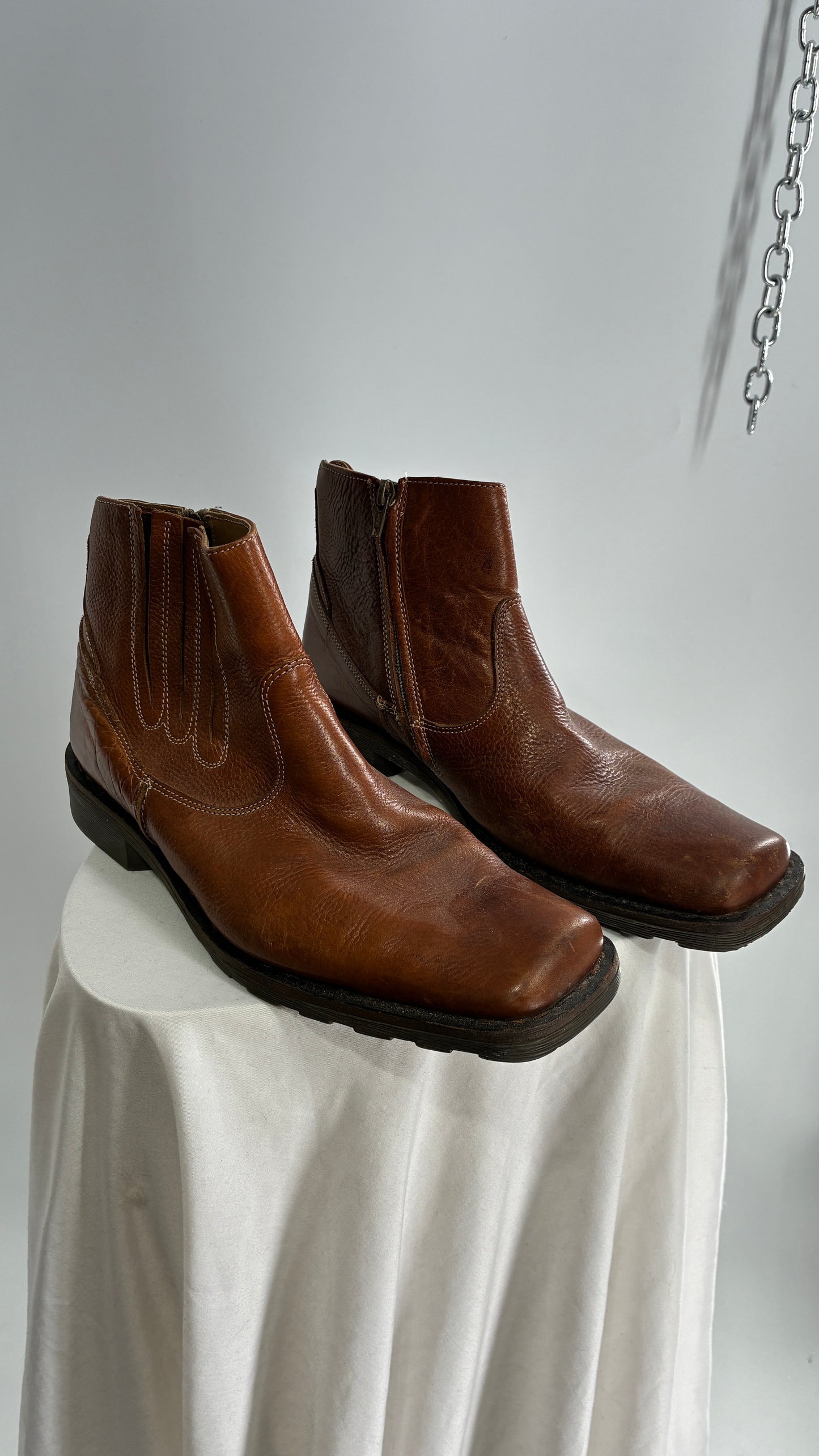 Vintage STEVE MADDEN Men’s Brown Leather Square Toe Chelsea Boot (9.5)