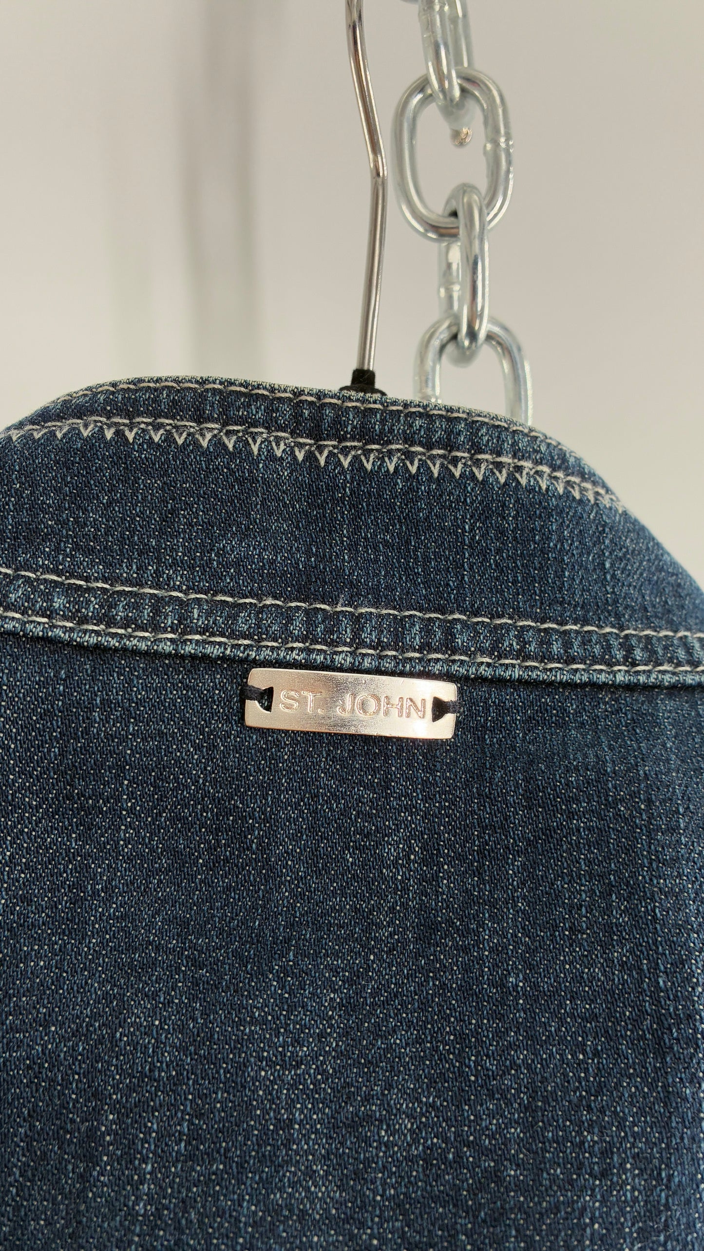 Vintage ST JOHN SPORT Medium Wash Denim Zip Up Jacket (Small)
