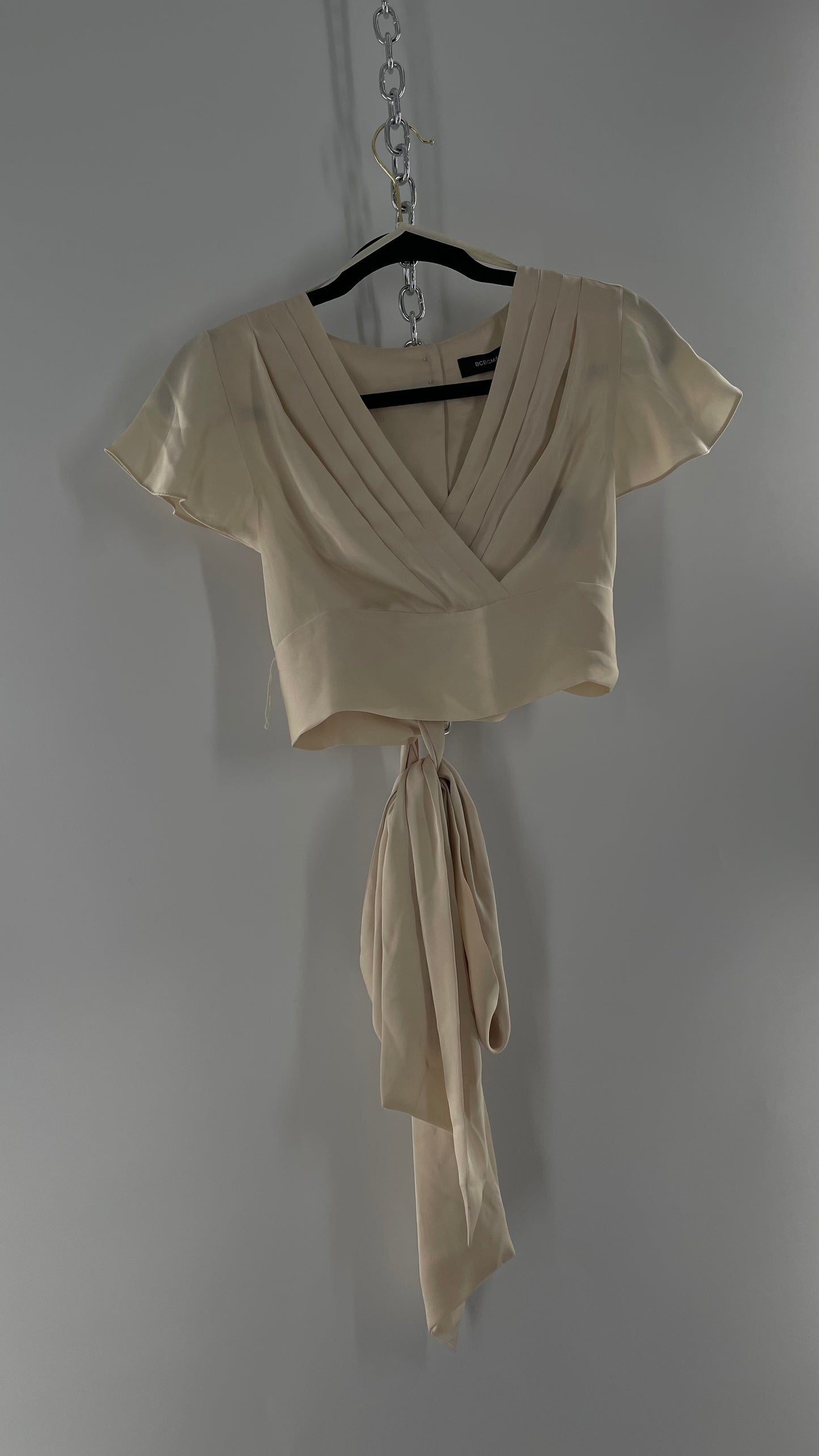 BCBGMAXAZRIA Off White Ivory Satin Tie Around Waist Cropped Blouse with Button Back and Tags Attached (XXS)