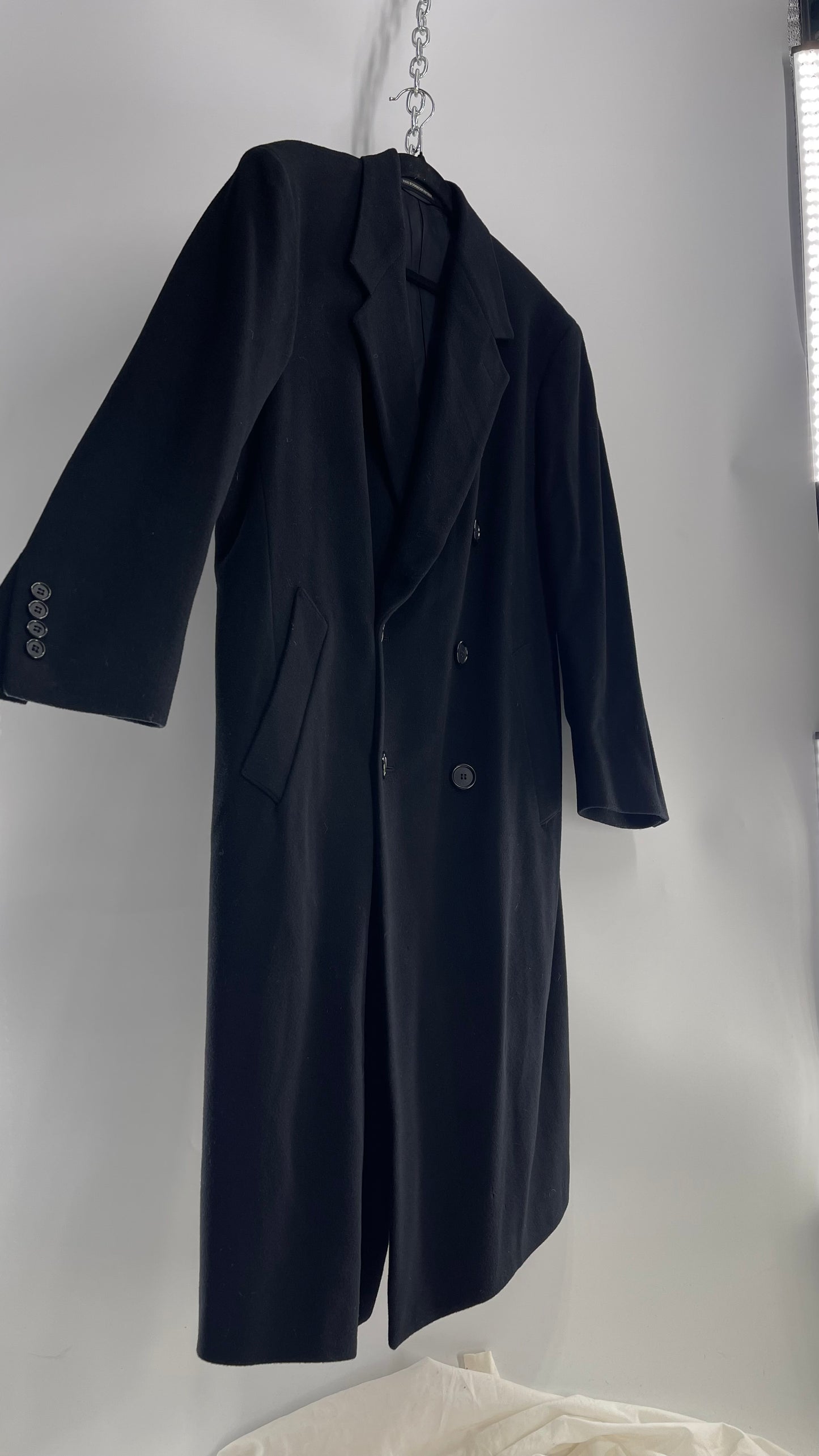 Vintage Black Wool Woven Coat Made in Dominican Republic (Large)