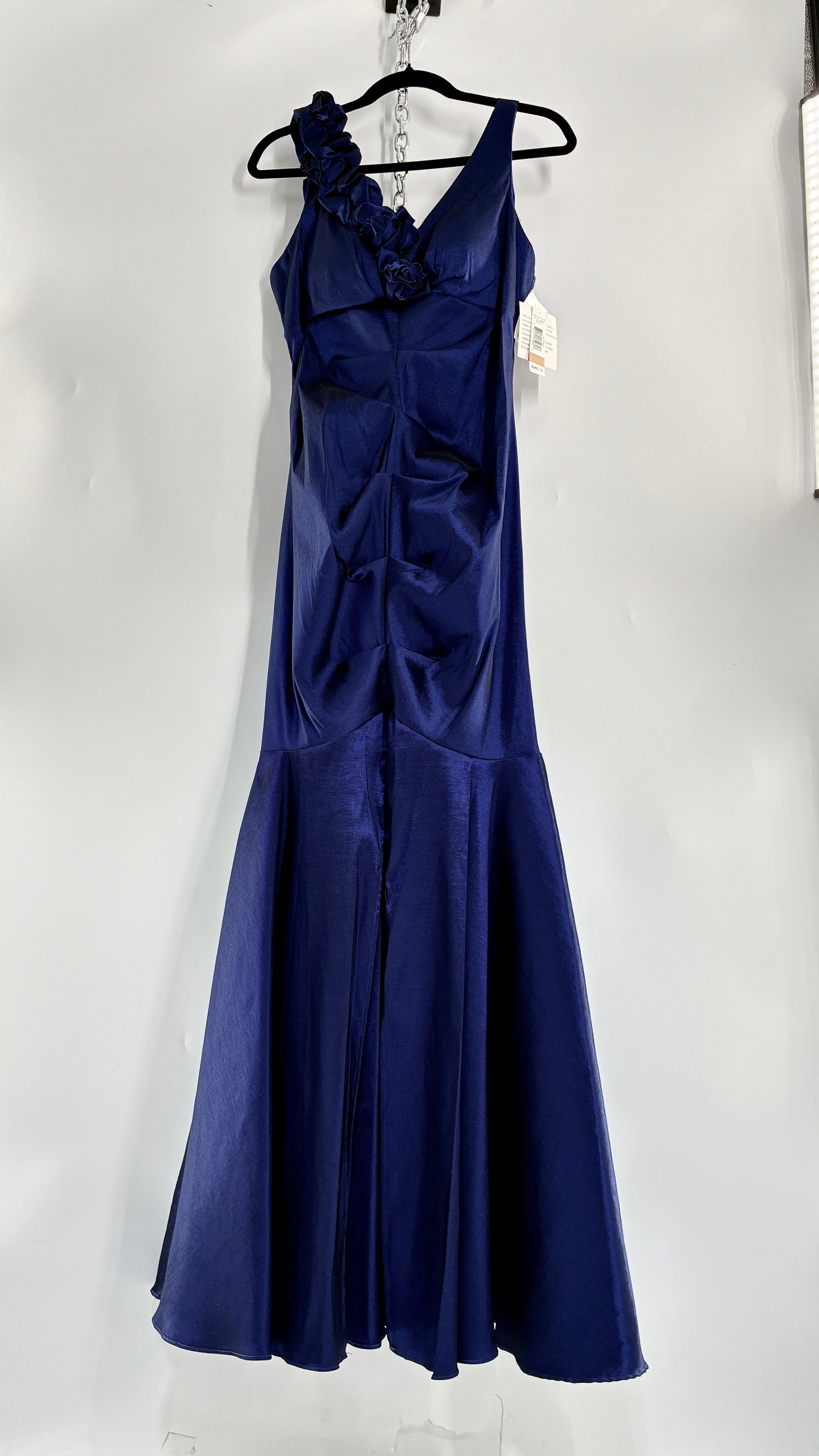 Deadstock Vintage Iridescent Metallic Taffeta Royal Blue Ruched Bodice and Floral Appliqué Gown (12)