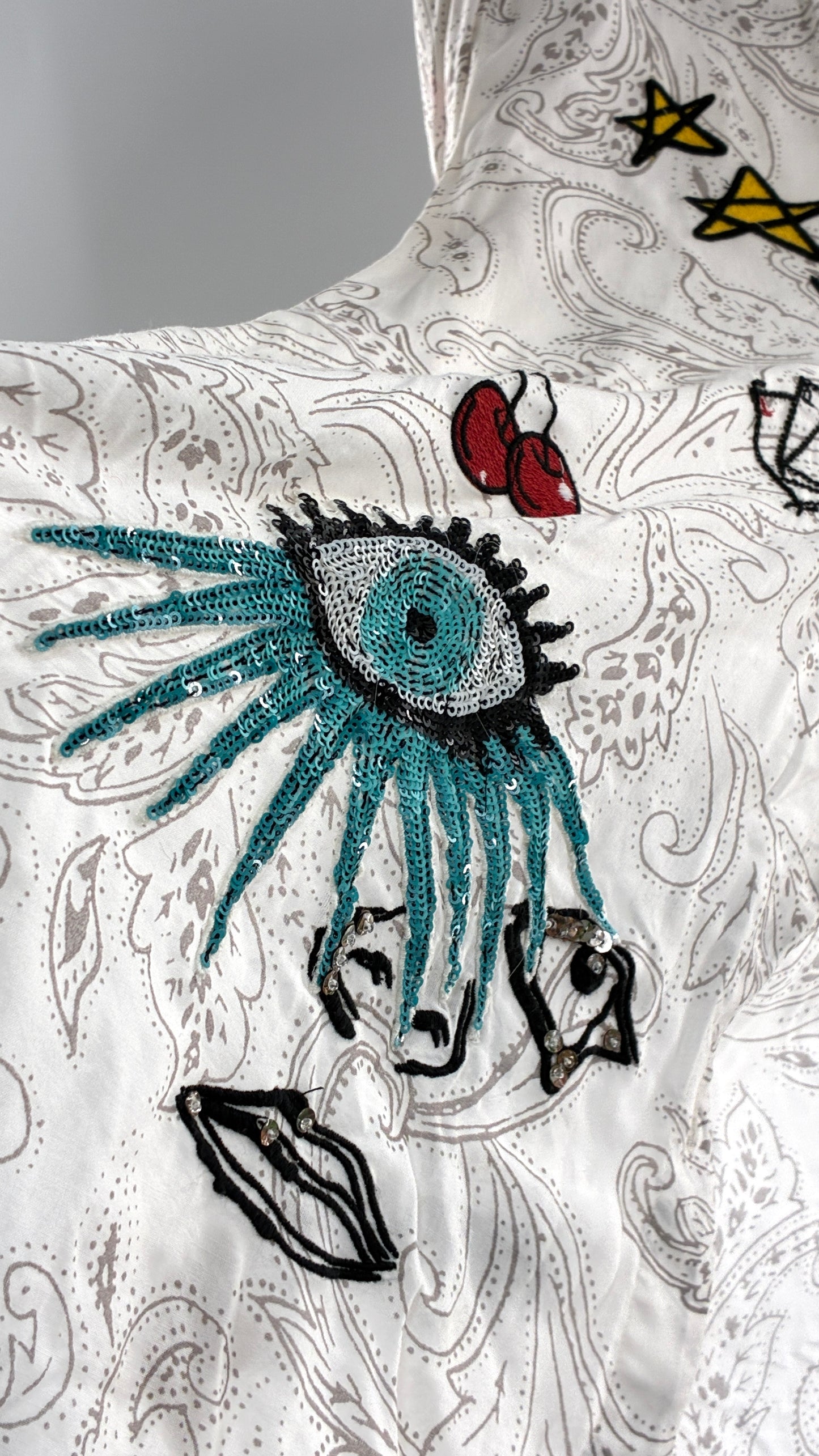 PILCRO Anthropologie Embroidered Appliqué Button Up (Small)