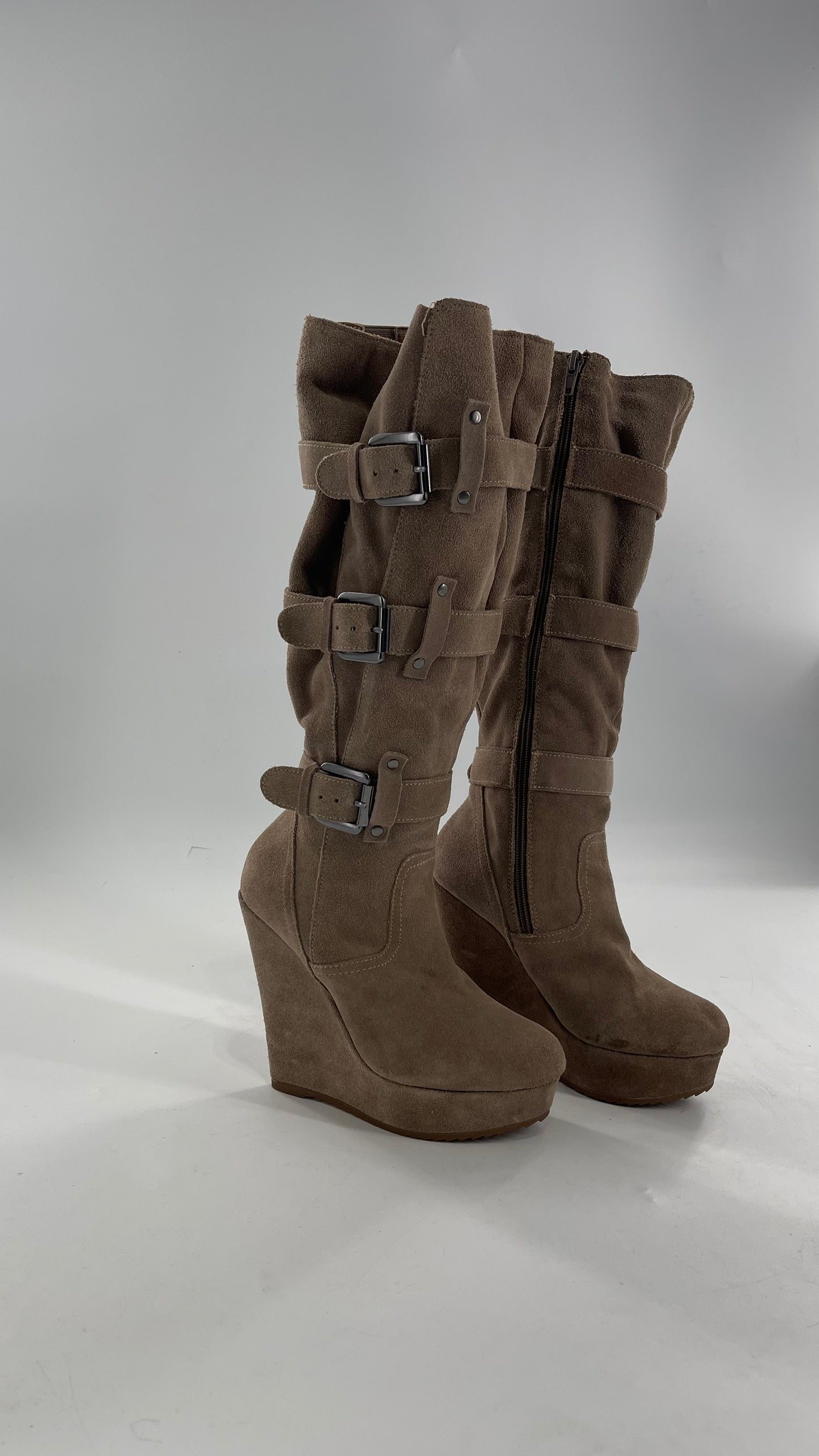 Vintage Bakers Genuine Suede Leather Gray/Tan Wedge Platform Knee High Boots with Gun Metal Buckles (6)