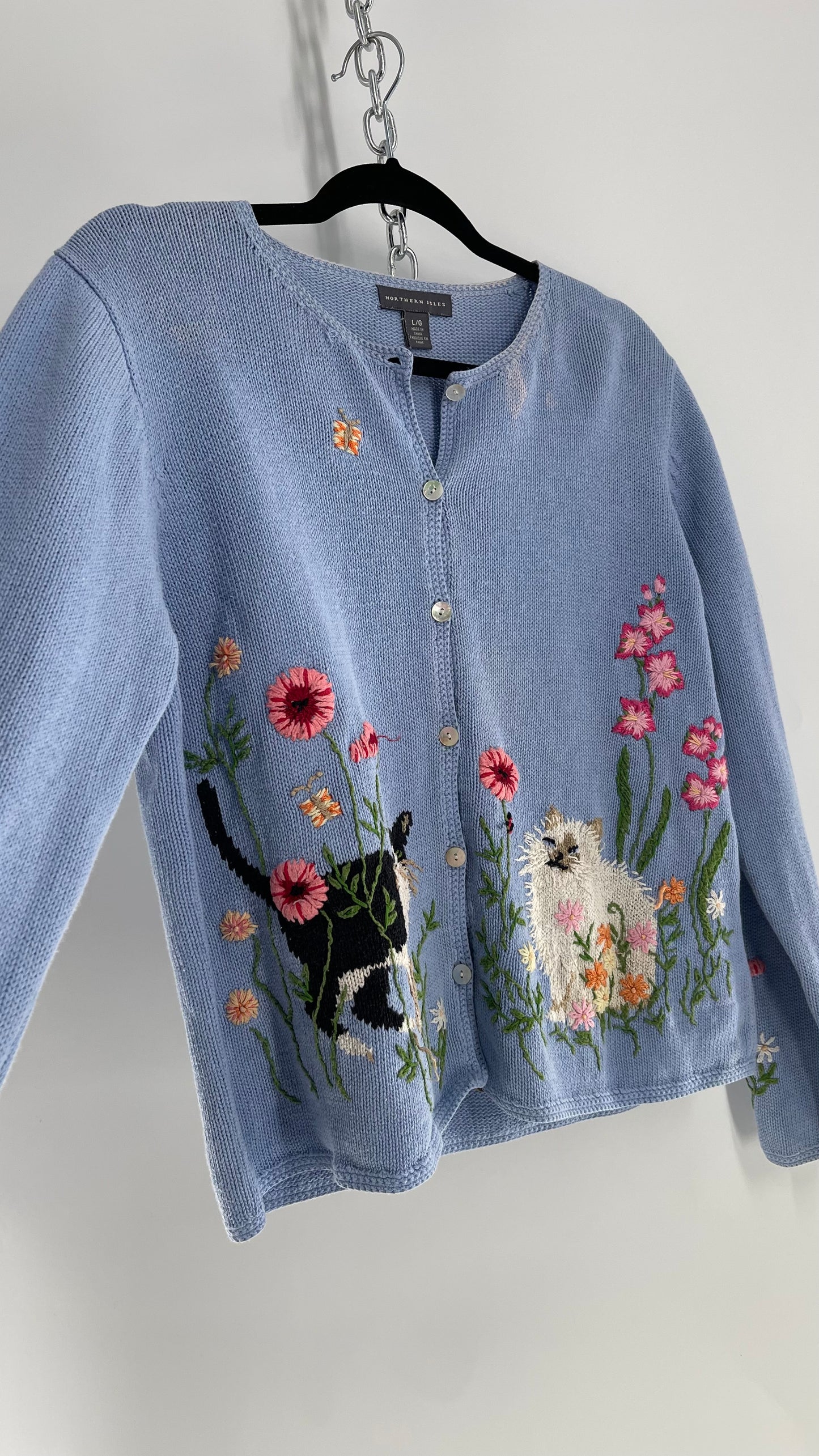 Vintage Northern Isles Powder Blue Kitten in Flower Field Cardigan (Large)