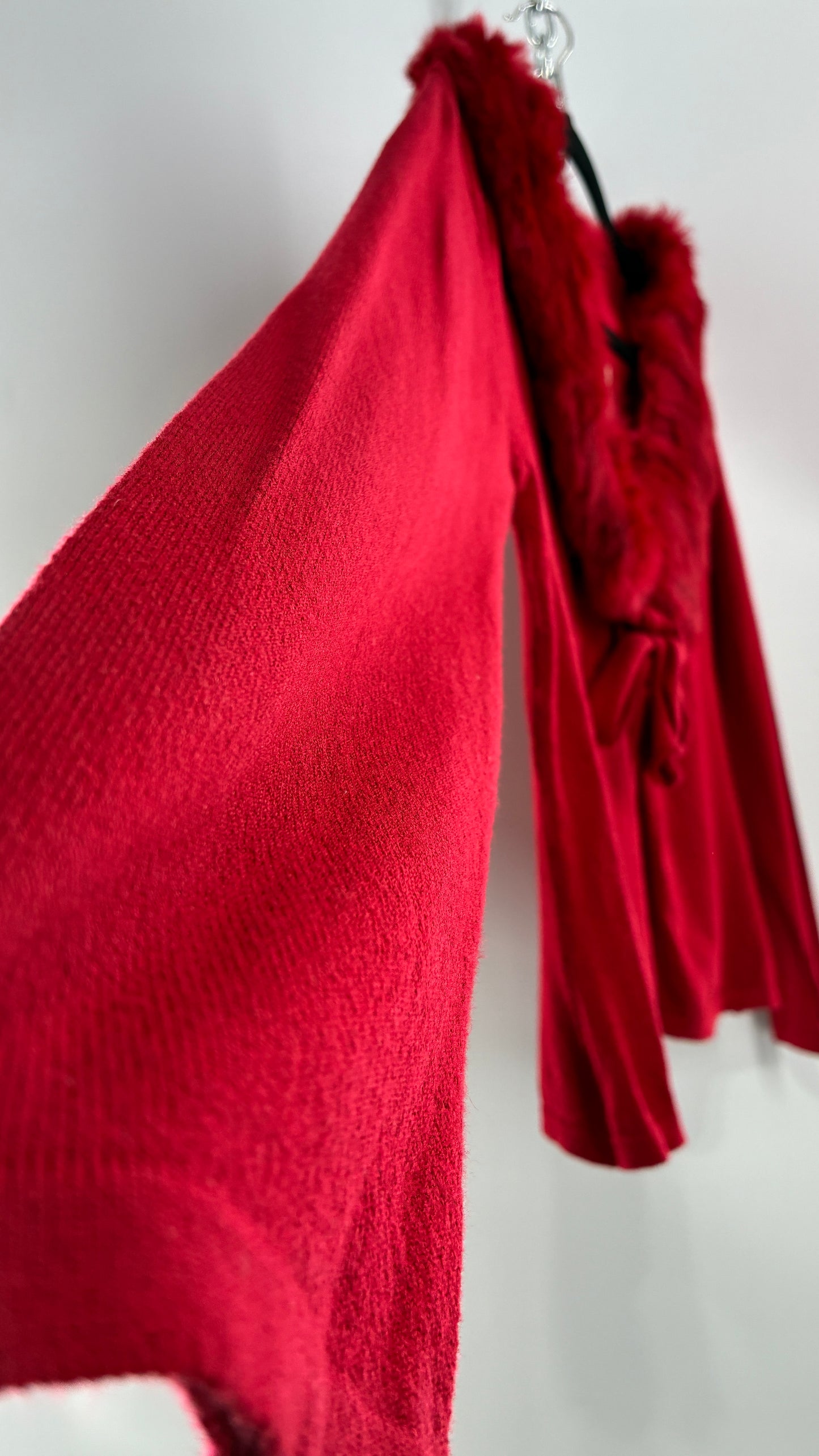 Deadstock Vintage BETTE SUNG Red Tie Bust Cardigan with Genuine Rabbit Fur Collar (Large)