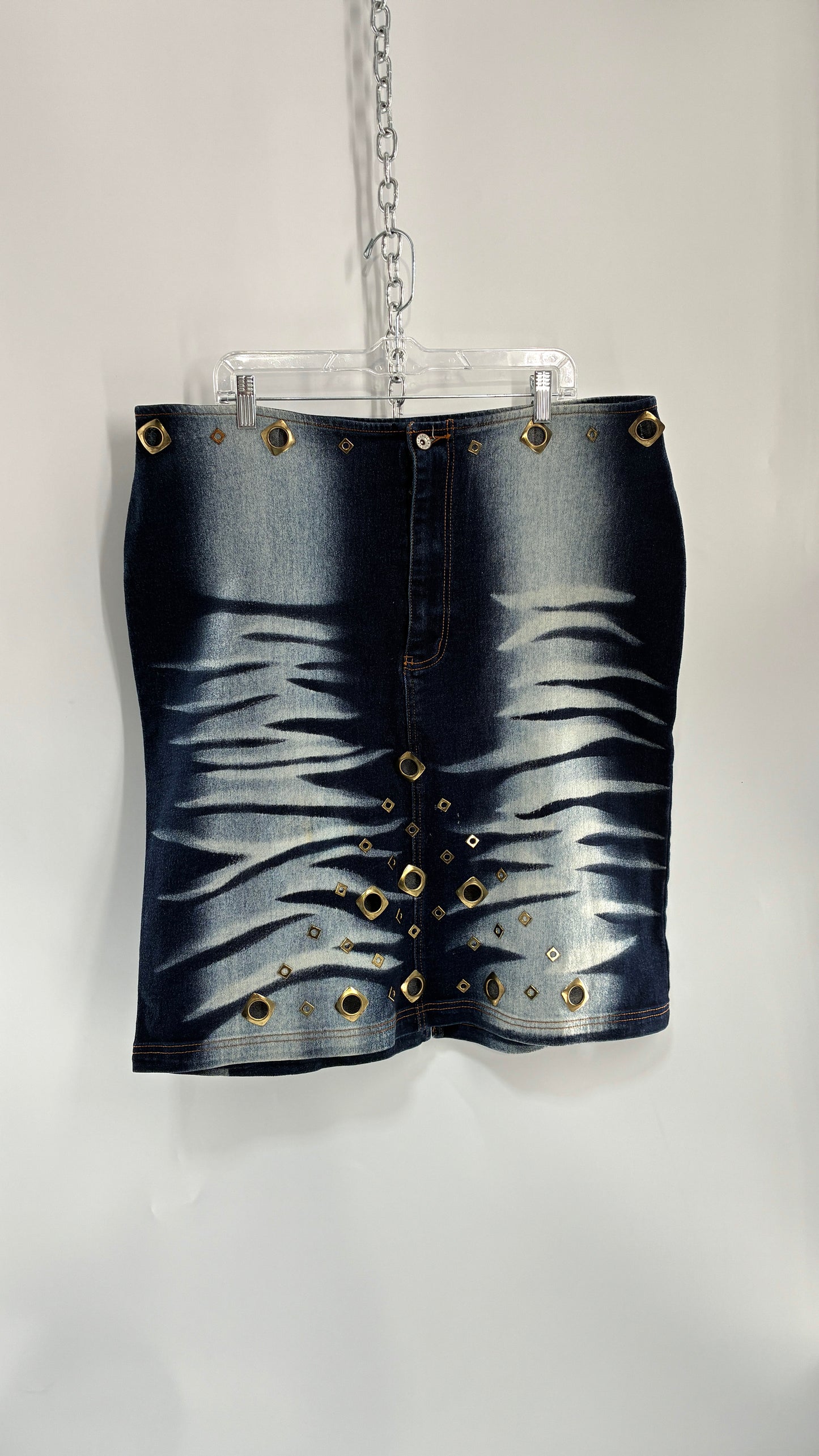 Vintage REVOLT Low Waisted Denim Skirt with Zebra Pattern and Gold Grommets (20)