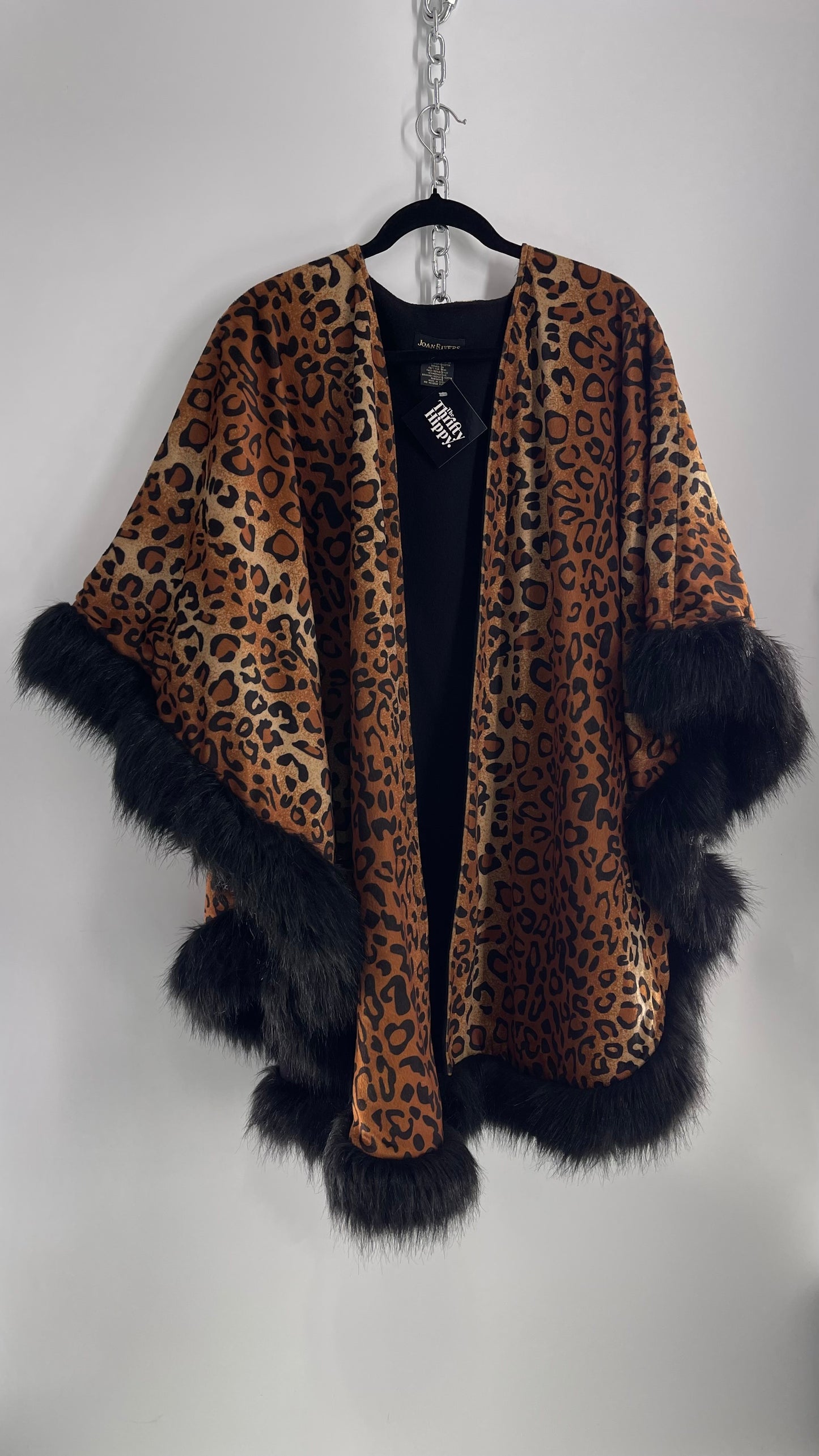 Joann Rivers Faux Fur Trim Reversible Black and Cheetah Thick Heavy Duty Cape (C)(One Size)