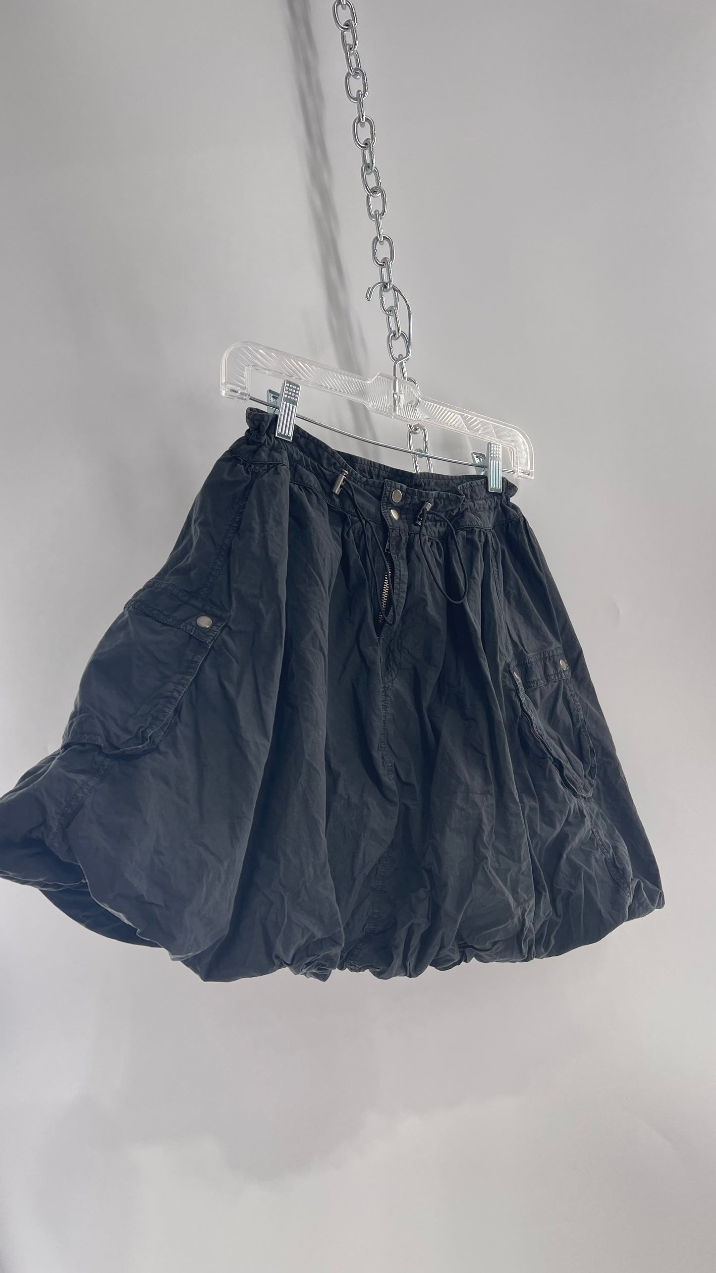 Pilcro Anthropologie Black Cargo Skirt with Drawstring Waist and Bubble Hem (4)