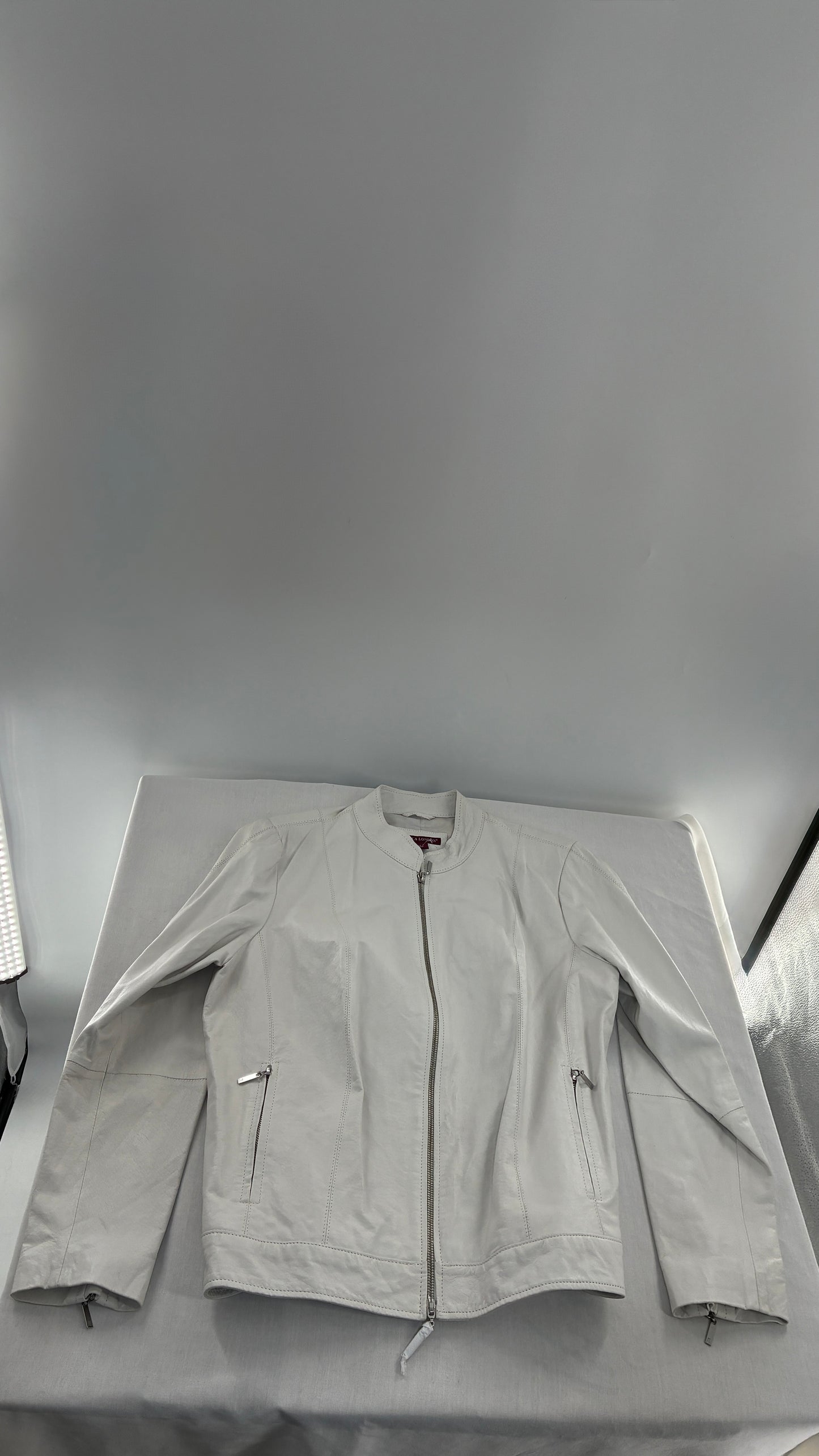Deadstock Vintage JESSICA LONDON White Genuine Leather Paneled Motorcycle Jacket (16)