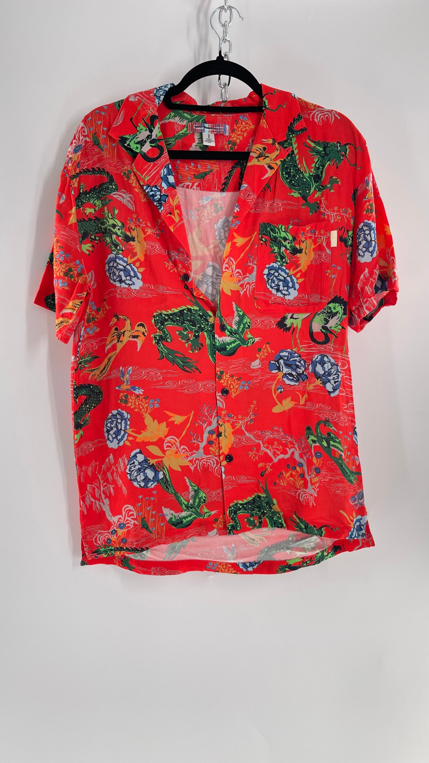 Urban Outfitters Red Dragon Motif Men’s Button Up (Small)