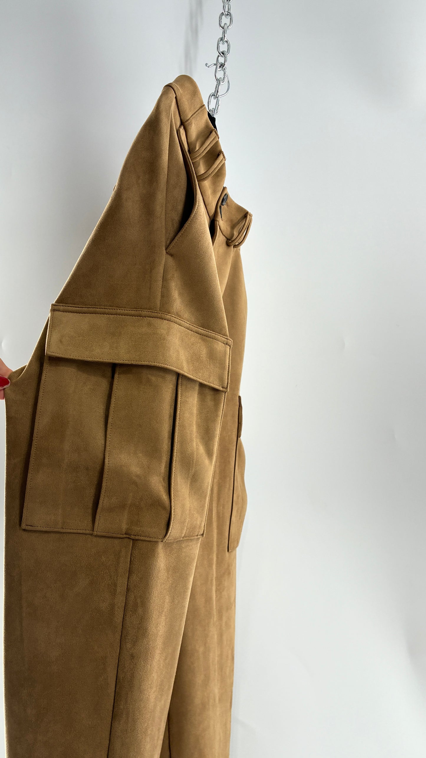 BANANA REPUBLIC Ultra Thick Baggy Vegan Suede Comfy Cargos (4)
