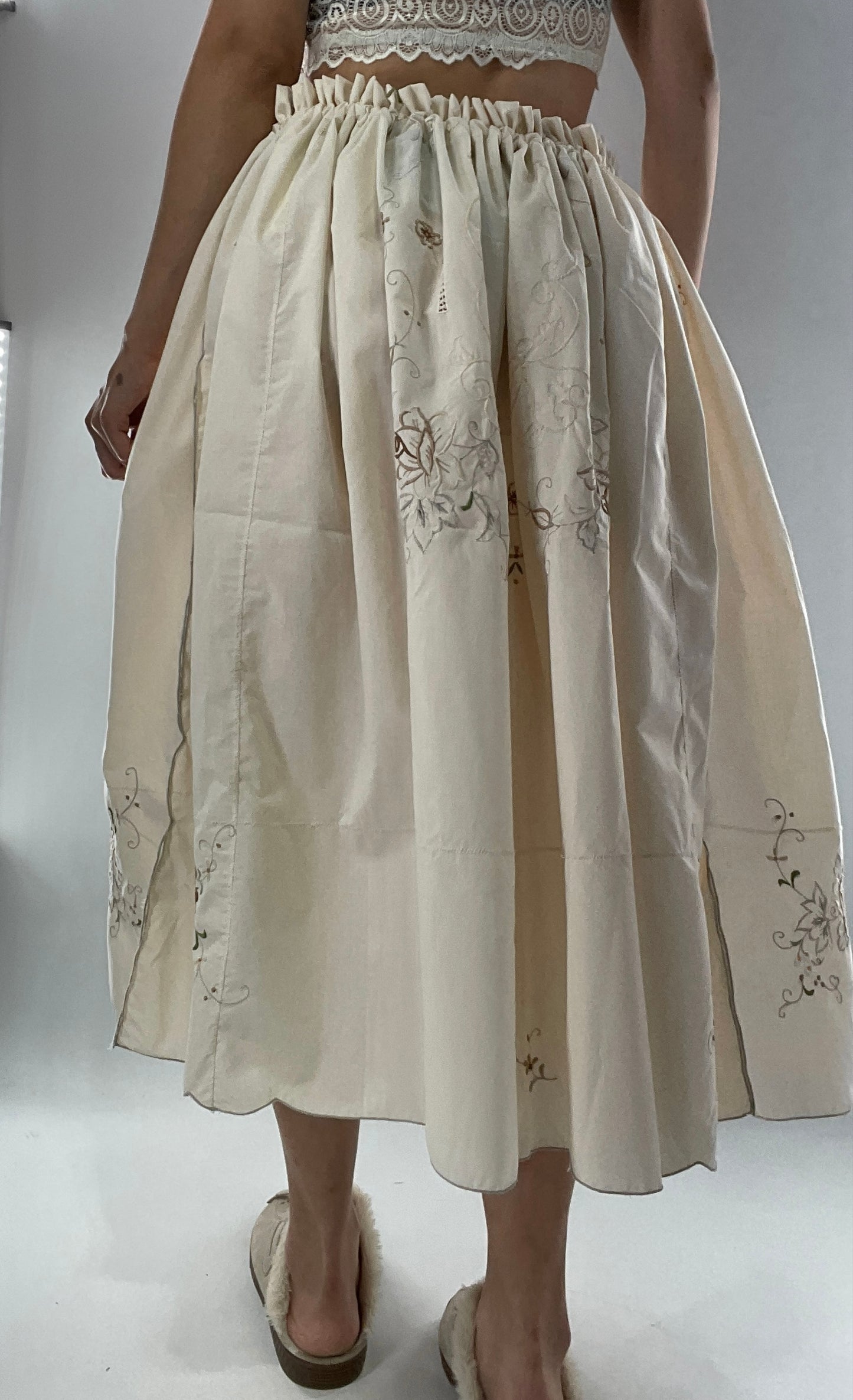 Custom Handmade Vintage Embroidered Off White Soirée Skirt (One Size)