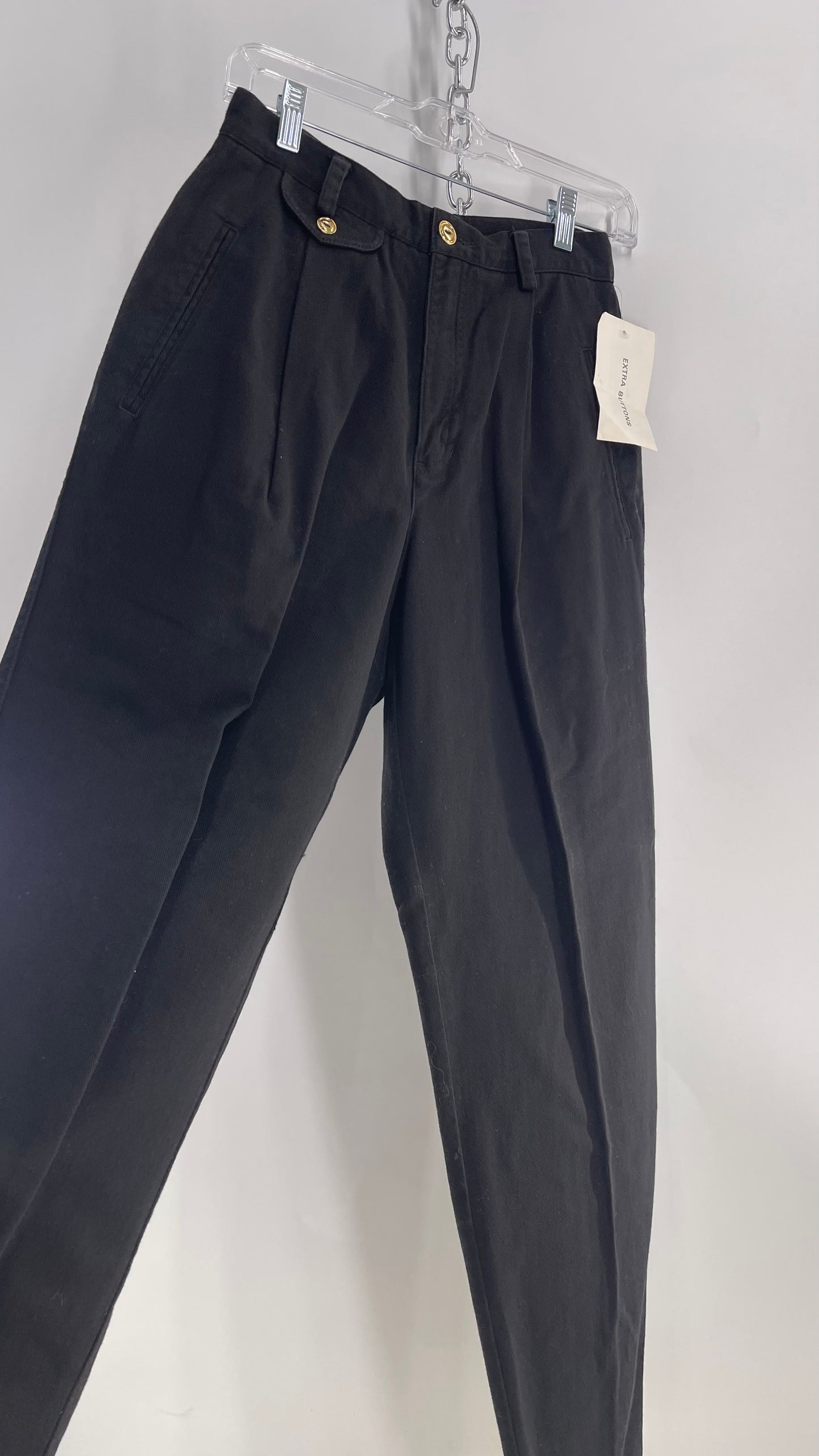 Deadstock Vintage Lizwear 1980s High Waist Black Pant with Pleats, Coin Pocket and Gold Hardware (8)