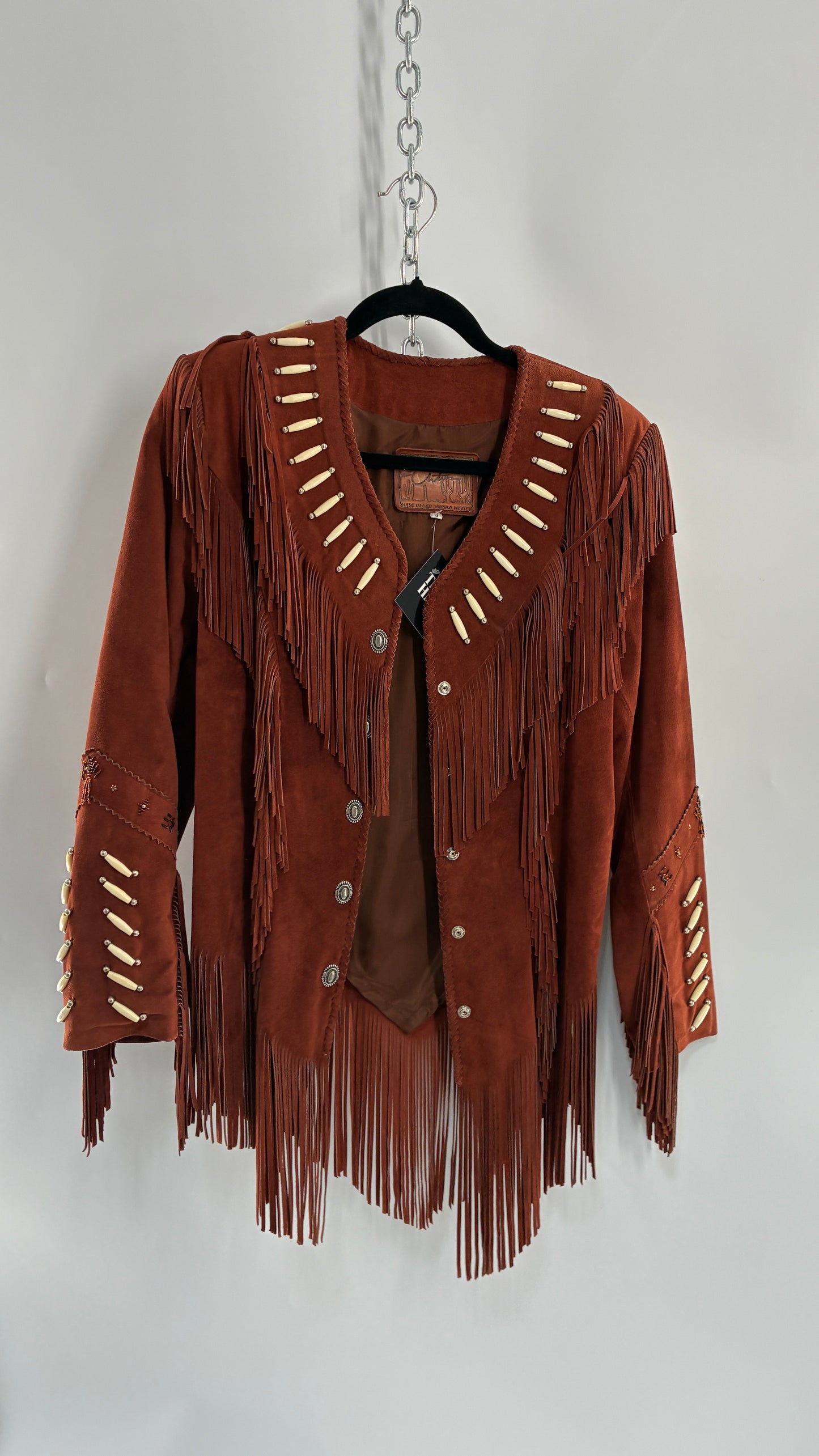 Vintage 1970s Suede Made in Old Senora Mexico Rust Thick Heavy Duty Suede Leather Jacket with Pointed Hemline, Beaded Details and Fringe Design (8)