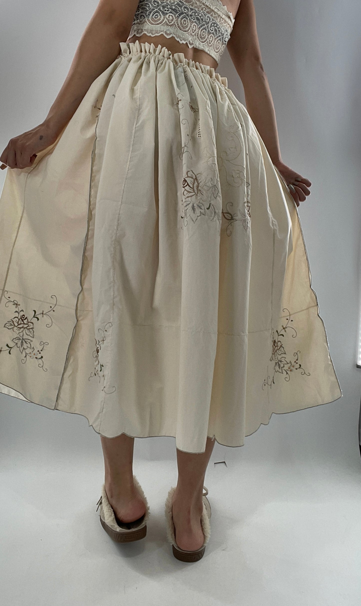 Custom Handmade Vintage Embroidered Off White Soirée Skirt (One Size)