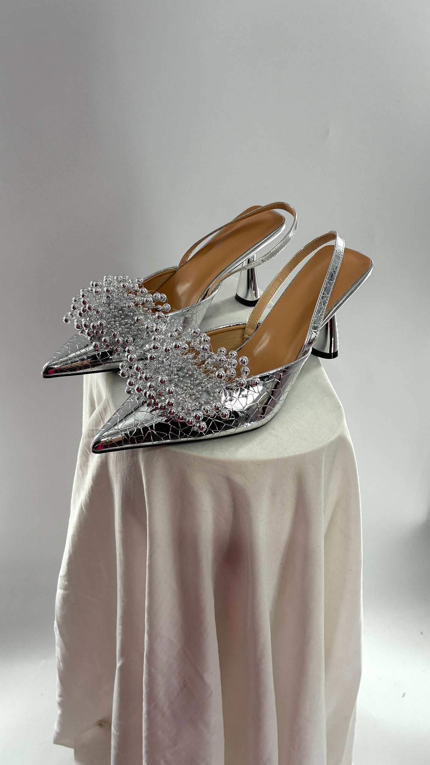 Chrome Silver Pointed Toe Slingback Kitten Heels with Abstract Detail (42)