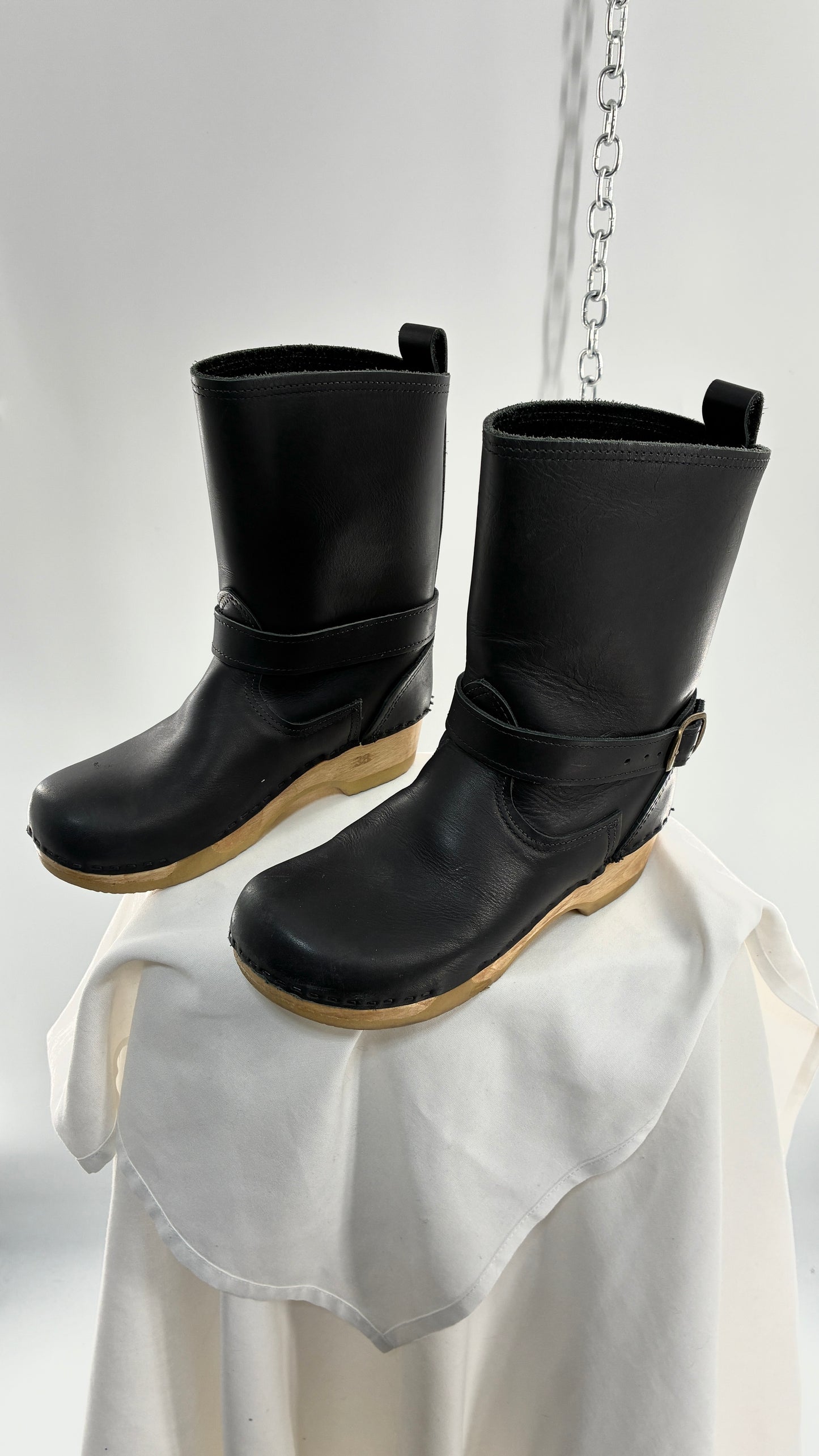 Vintage SVEN Swedish Thick Leather Black Clog Boots with Wooden Sole (38)