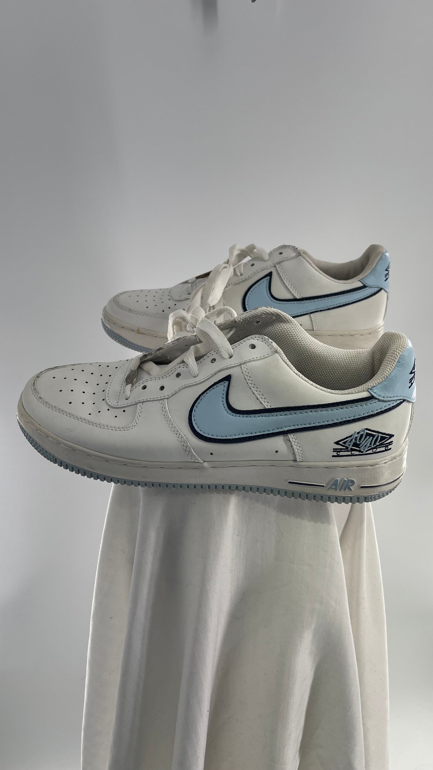 Super RARE Jay-Z 40/40 Nike Club Air (10)