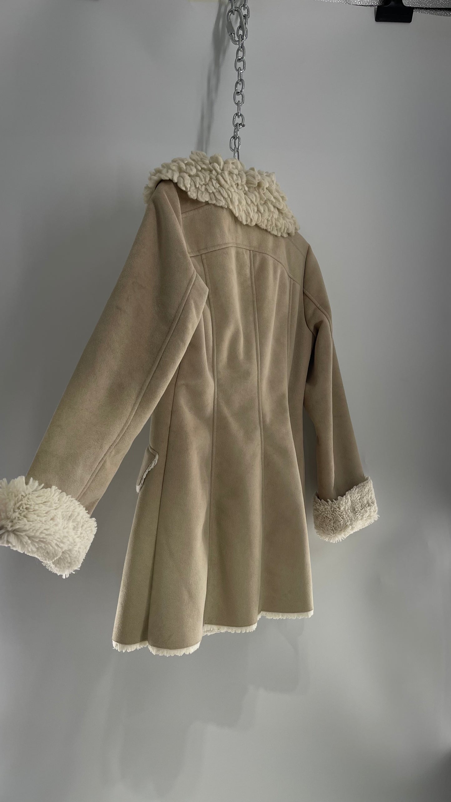 1990s GUESS Tan Vegan Suede Sherpa Lined Coat with Exaggerated Fur Collar (Small)