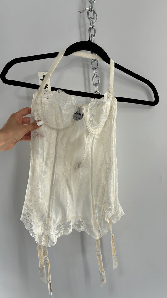 Deadstock Vintage 1950s GOSSARD Off White Lace Corset with Stocking Pulls (34A)