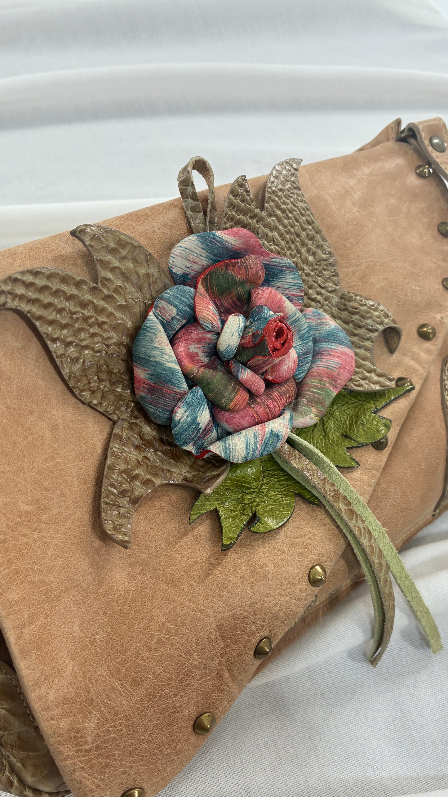 Vintage CLAUDIA ROLDANI Leather Rosette Purse Made in Colombia