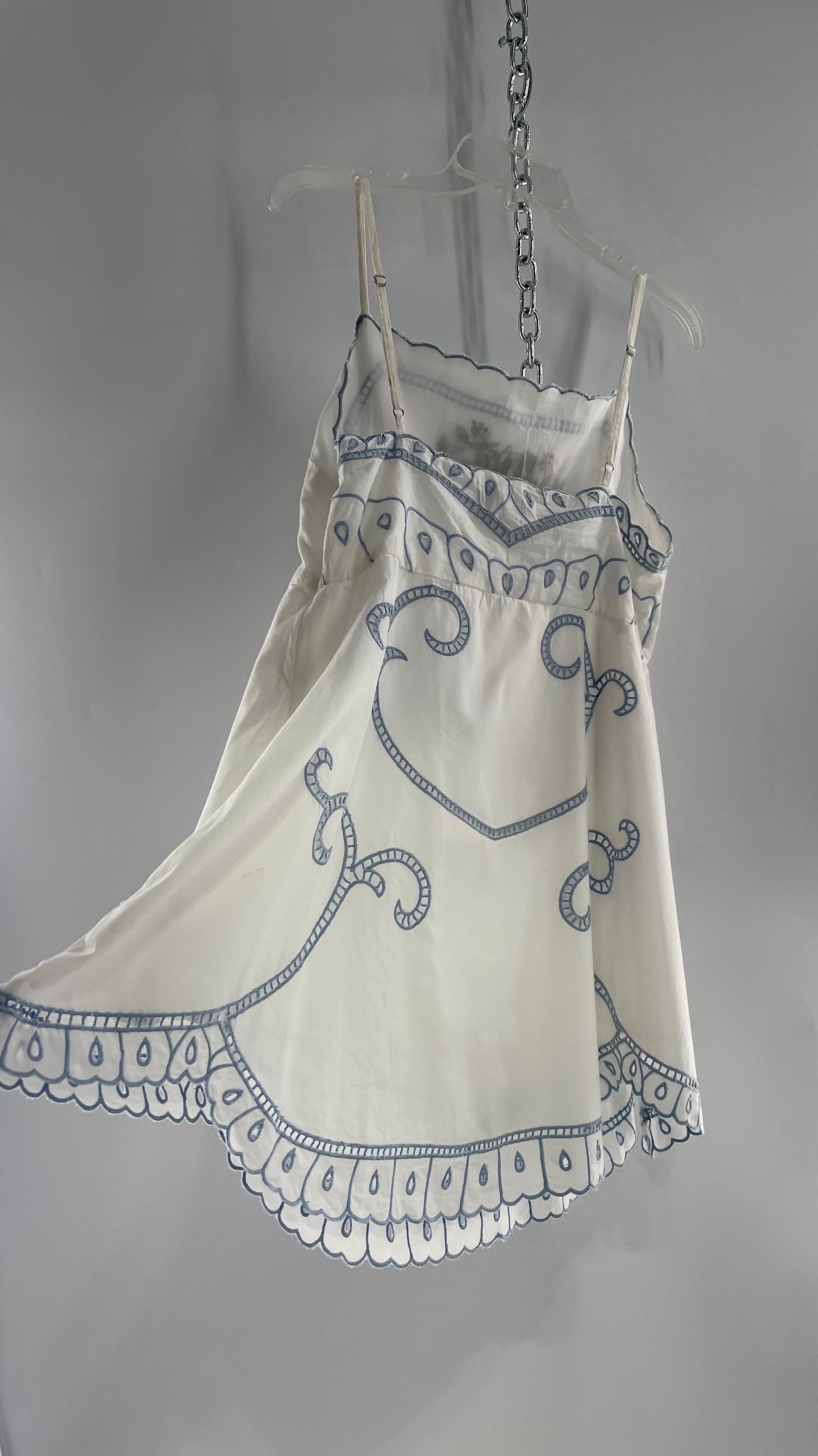 Urban Outfitters Jessa Dress with All Over Vintage Style Embroidery (M – The Thrifty Hippy Urban Outfitters Jessa Dress with All Over Vintage Style Embroidery (M – The Thrifty Hippy