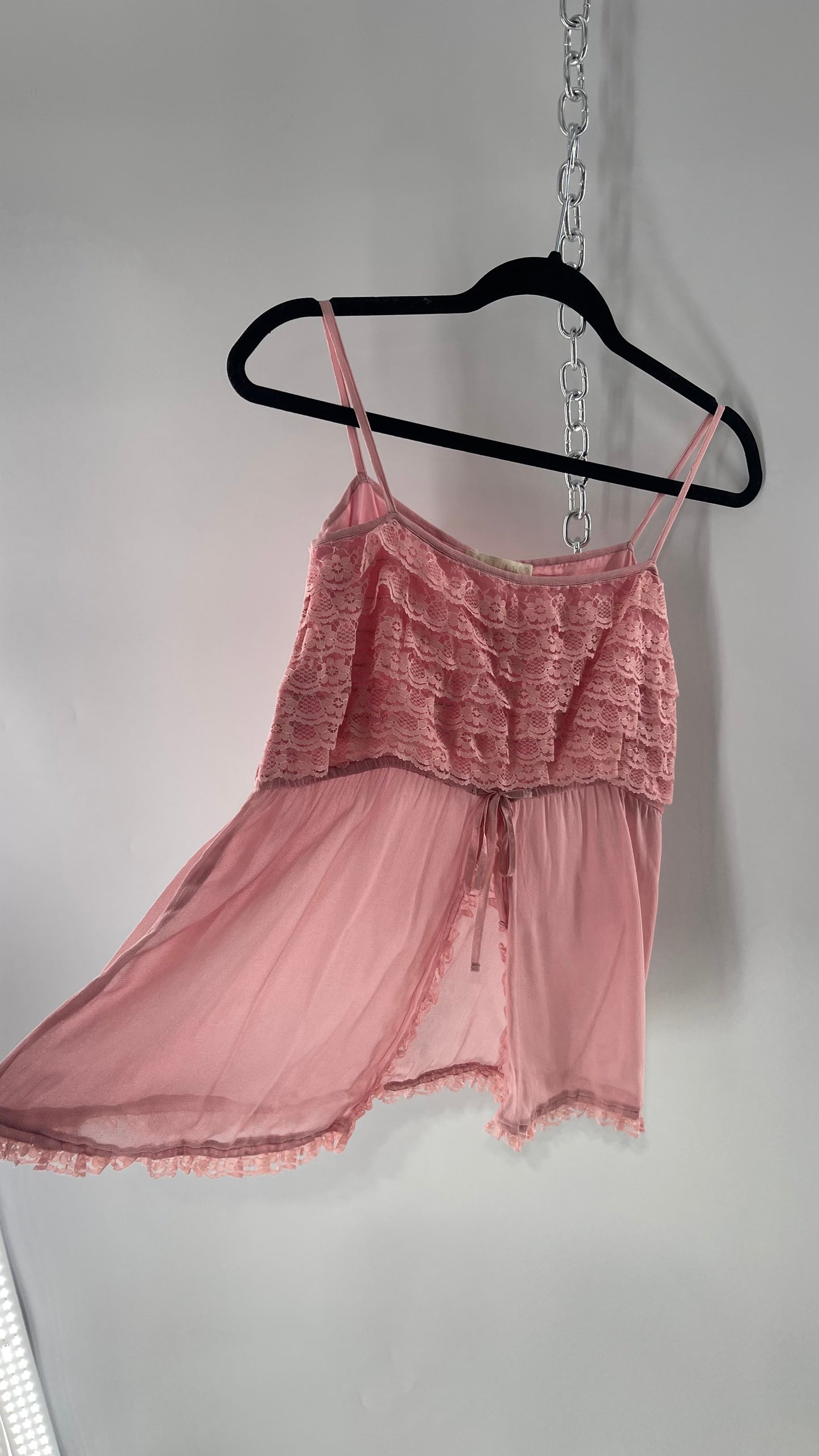 Andrew & Co NYC Deadstock Vintage Ruffled Lace Pink Tank with Bow Detail and Vented Bodice (S/M)