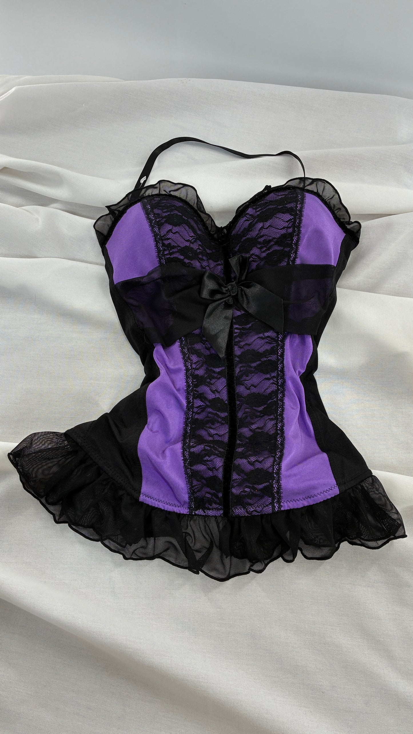 Vintage BLACK FUCHSIA Black and Purple Corset with Ruffled Hem and Underbust Bow (Medium)