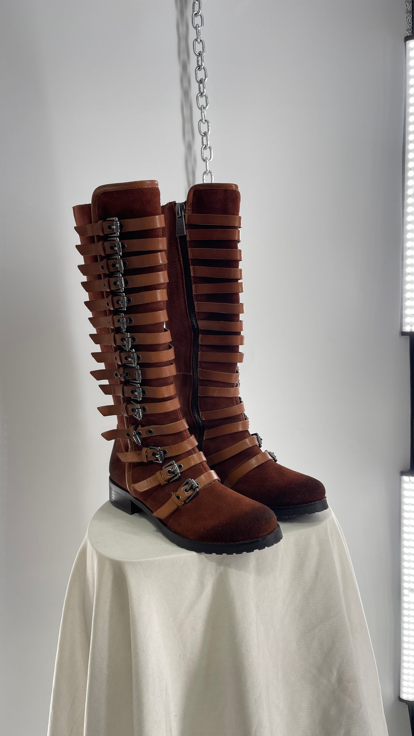 Deadstock Vintage LUXURY REBEL Suede Leather Buckle Boots (36)
