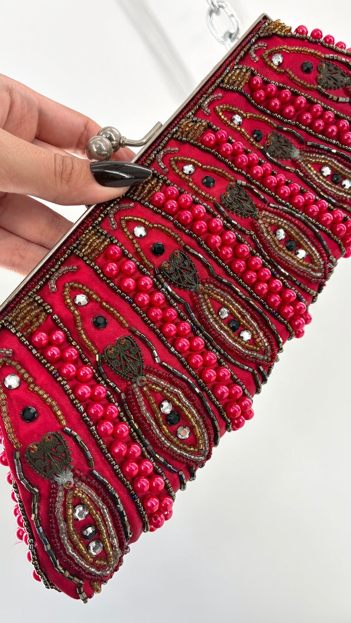 Vintage Red Paisley Beaded Kiss-Lock Evening Bag With Chain Strap