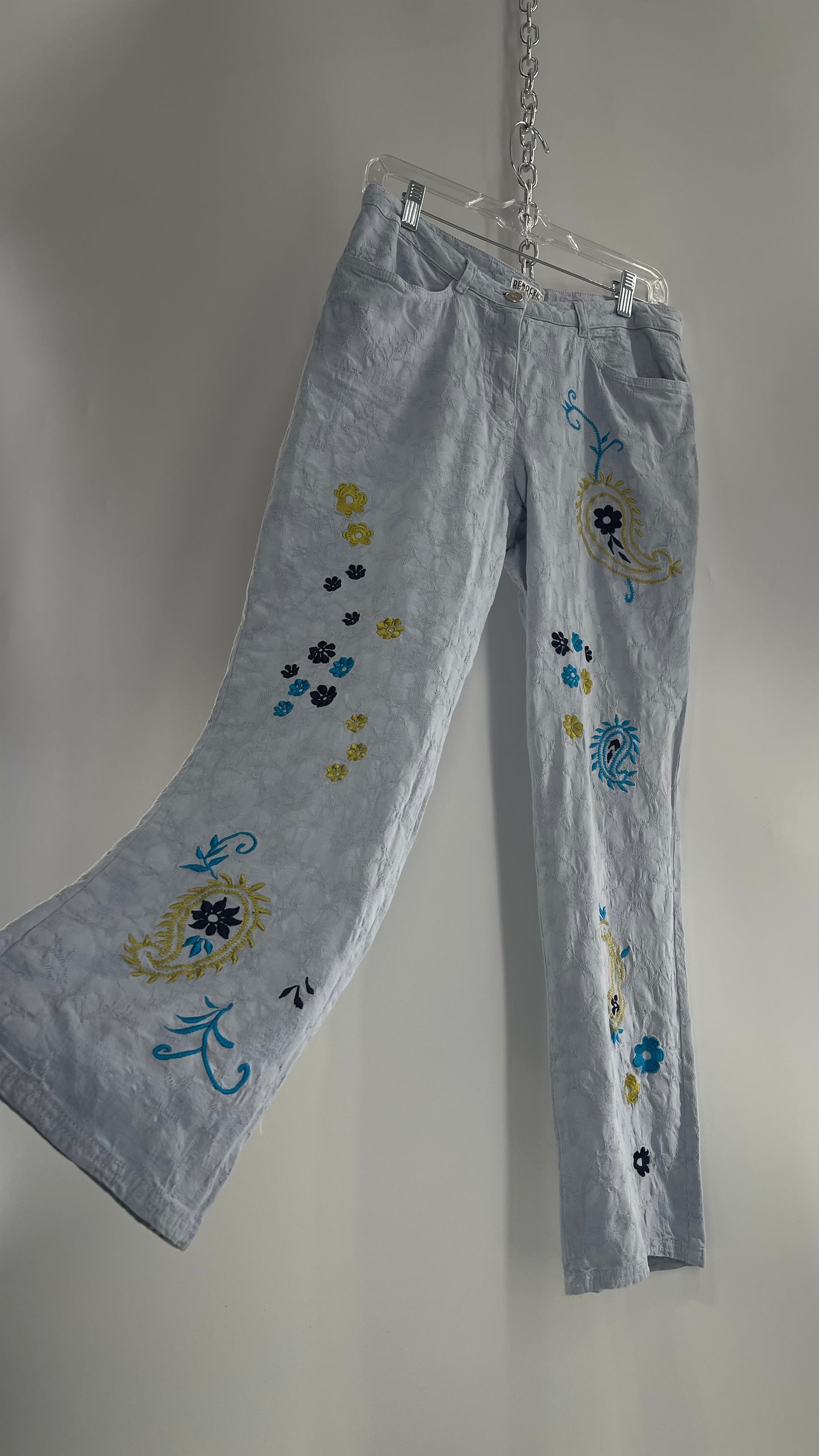 Vintage DEMOCRACY Embroidered, Textured Kickflares (8 Petite)