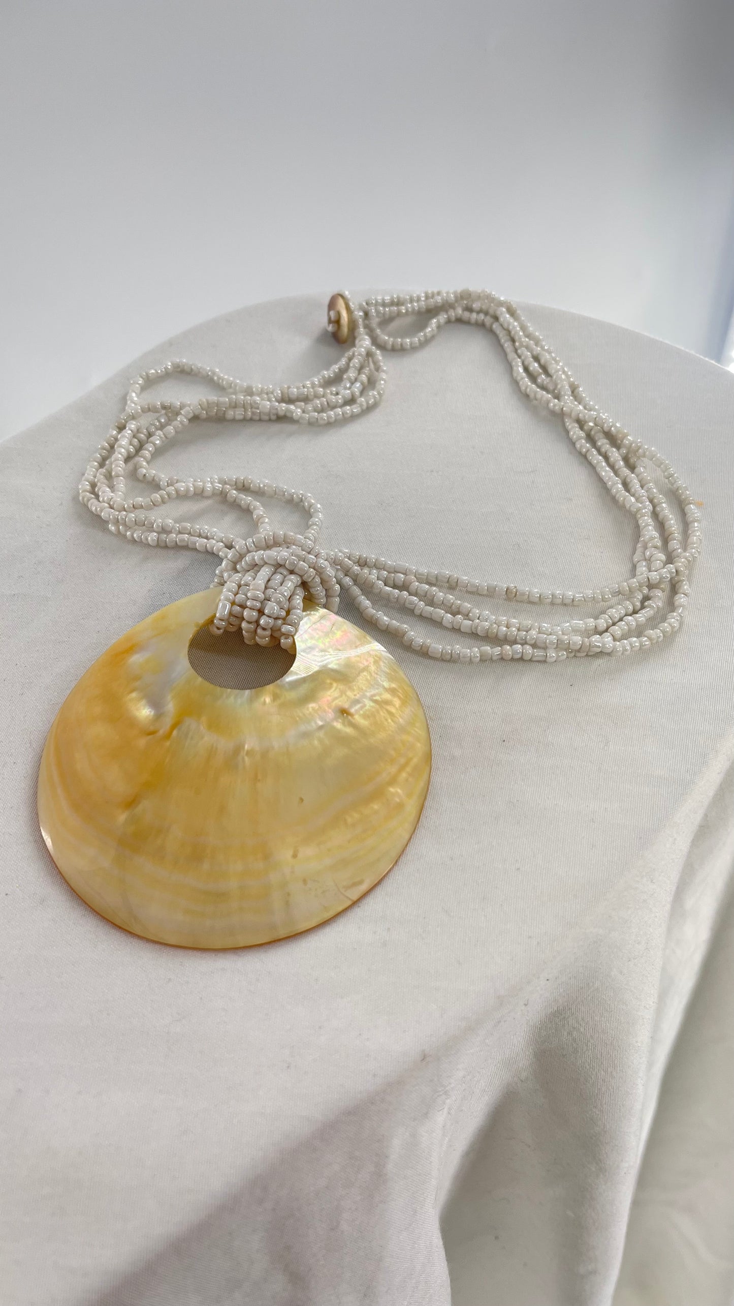 Vintage Seashell Necklace White