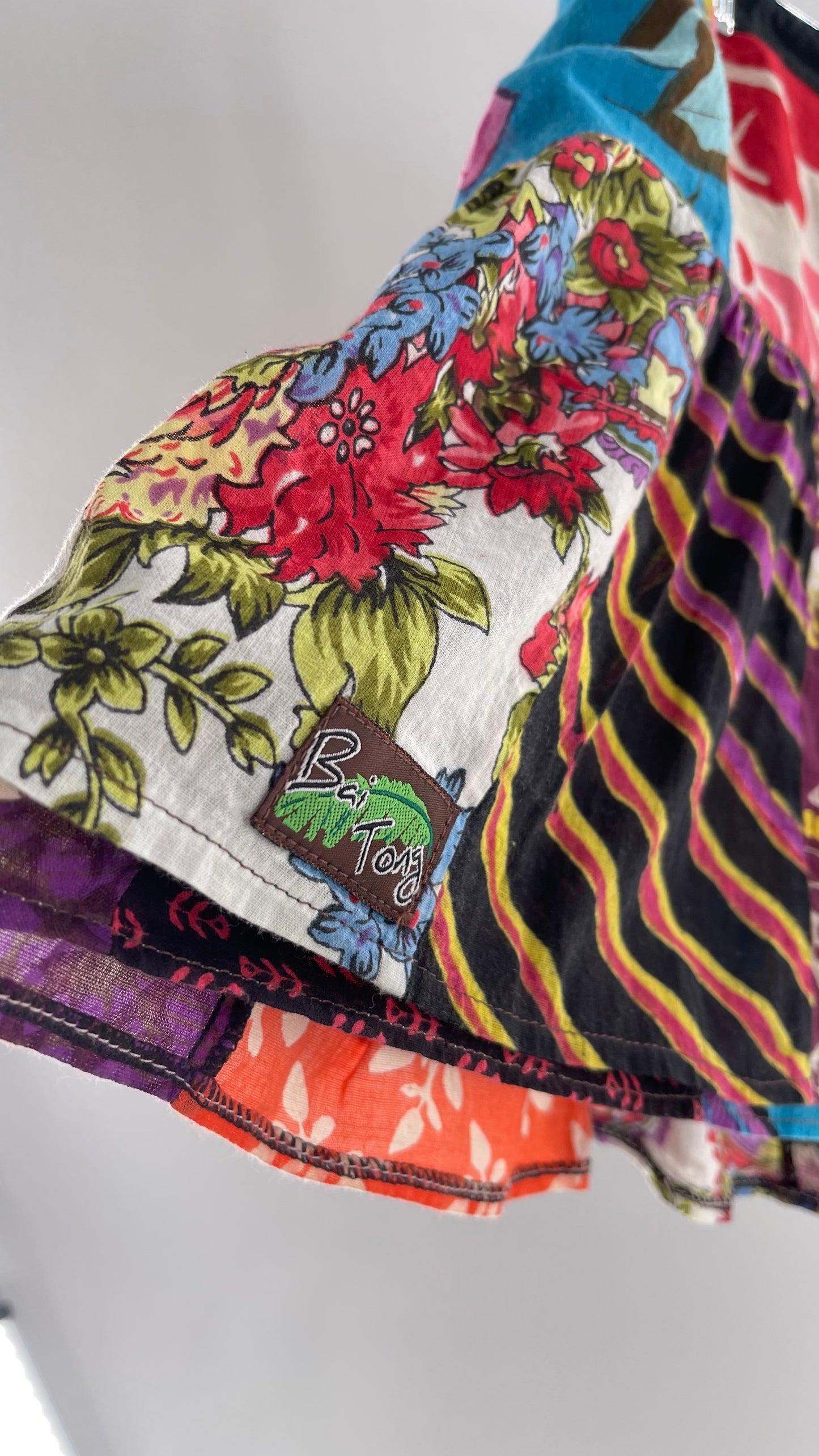 Vintage Bai Tong Tropical Patchwork Shorts/Skort (Medium)