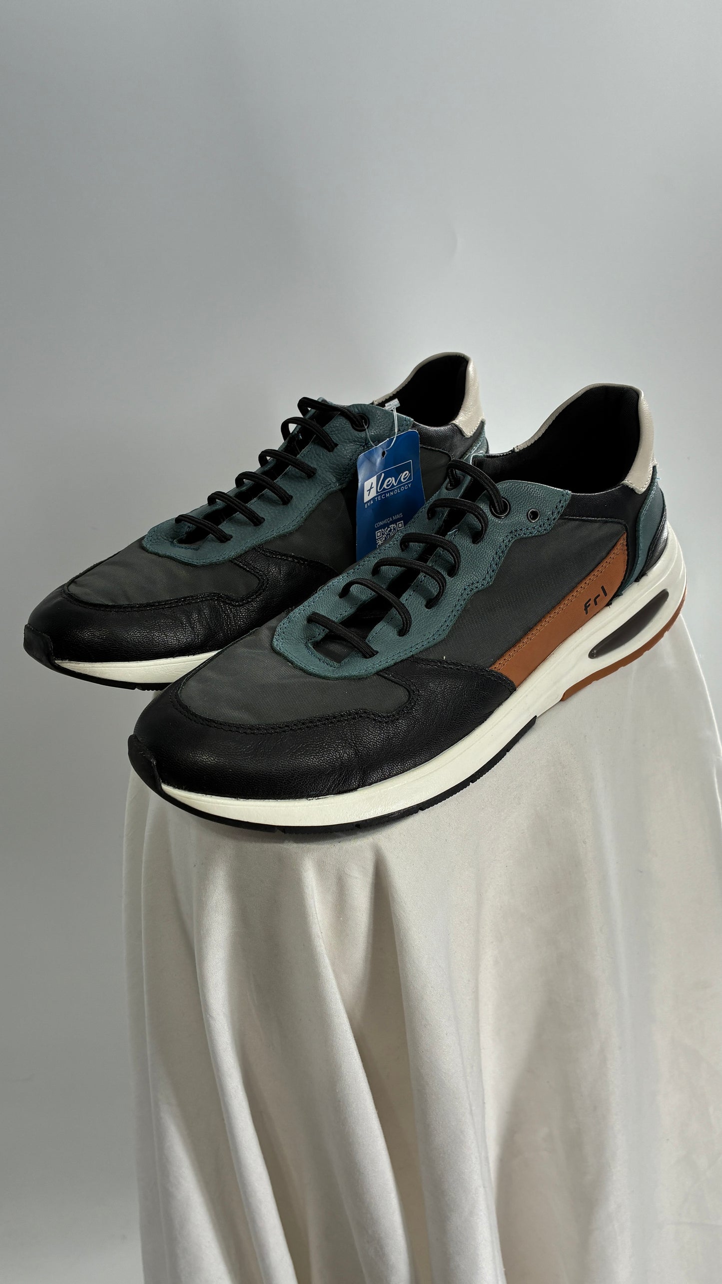 FERRICELLI Imported Men’s Light Weight Sneaker with Tags Attached (10.5)