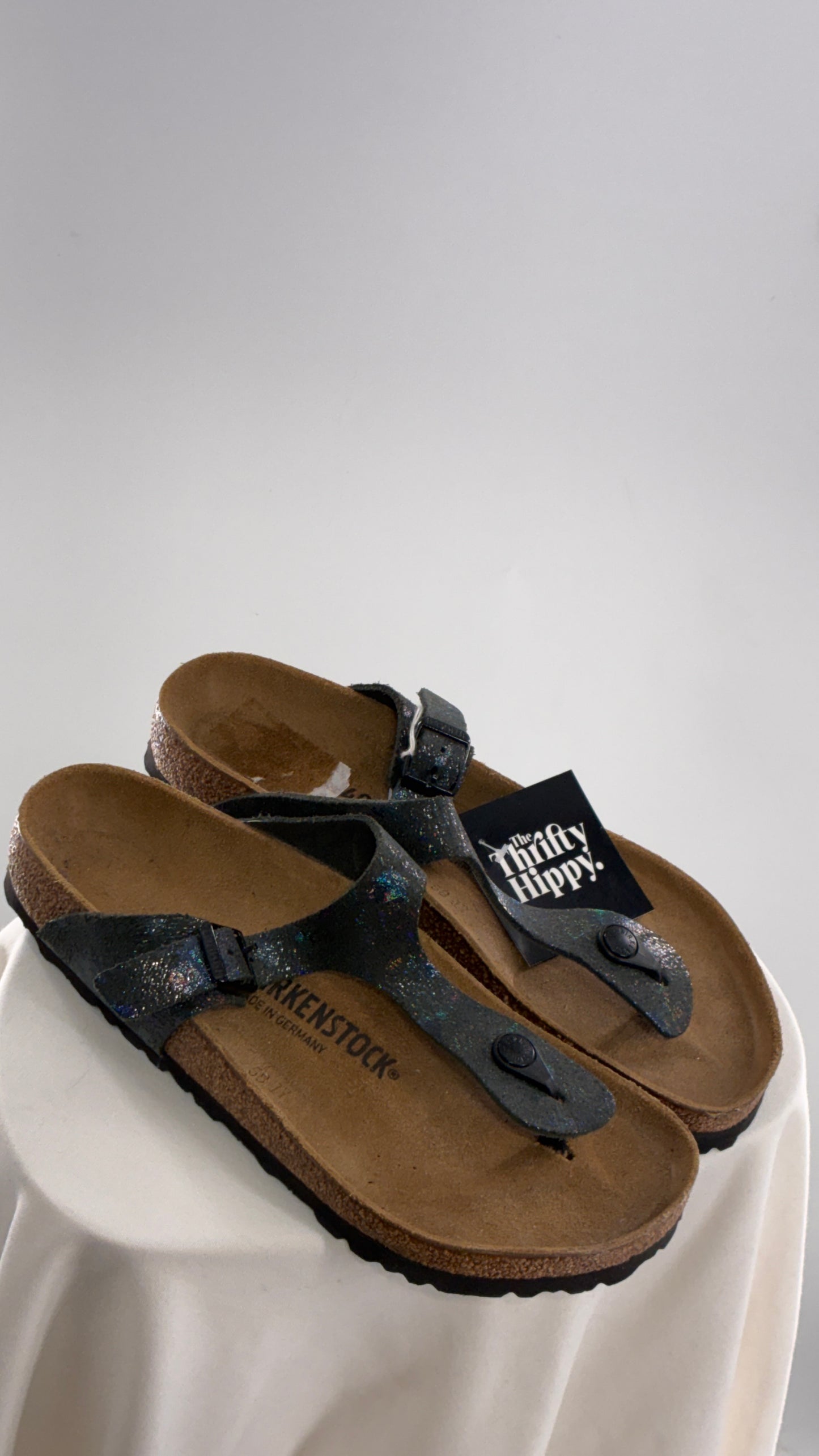 BIRKENSTOCK Sandal Iridescent Navy Thong Sandal with Tags Attached (40)