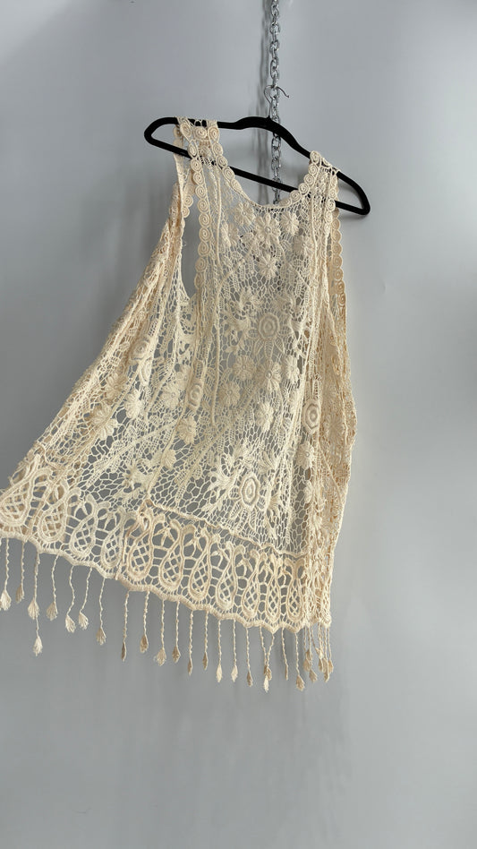 Vintage Sleeveless Crochet Cape (M/L)