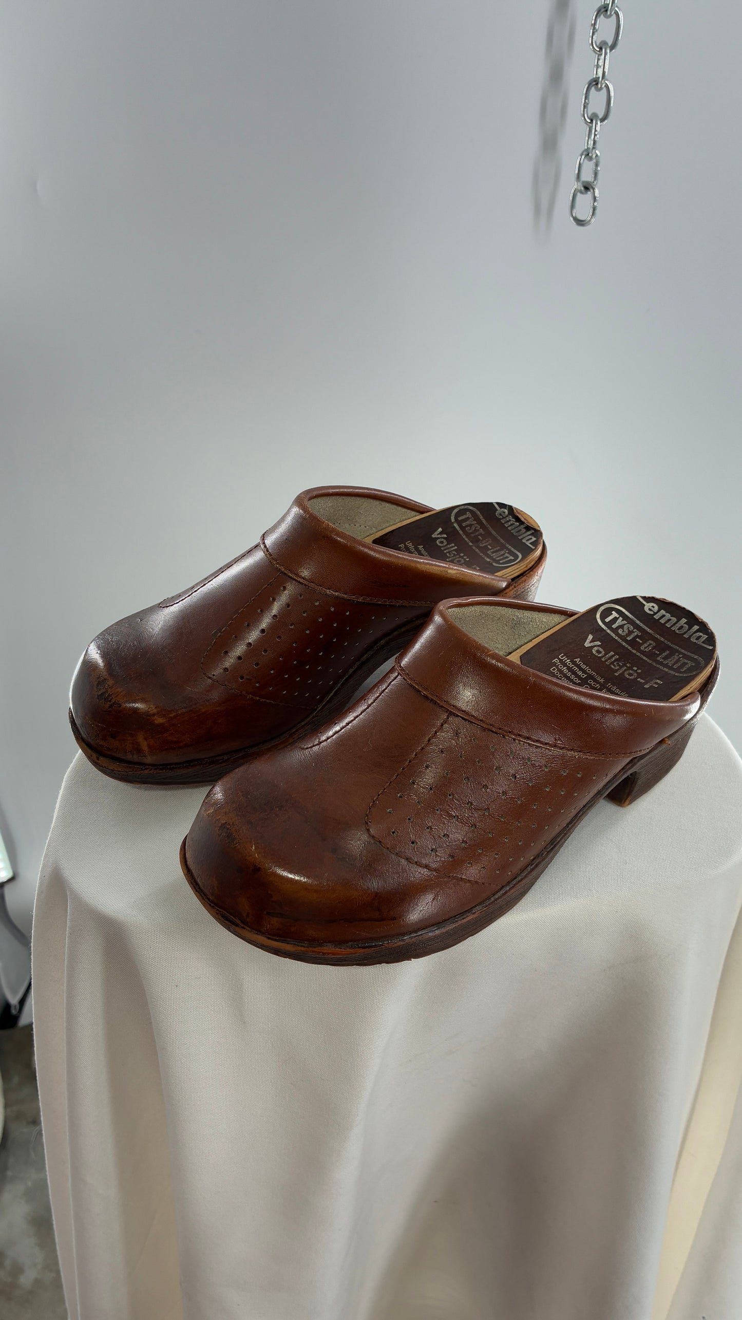 Vintage EMBLA 1970s Brown Leather, Wooden Clogs (37)