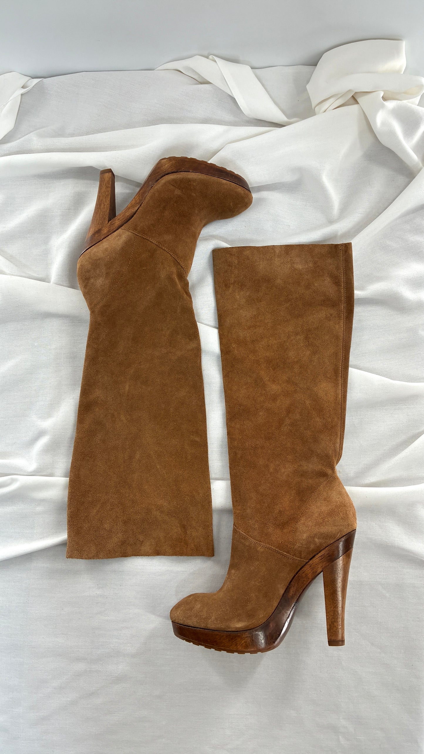 Vintage MICHAEL KORS Genuine Suede Leather Platform Heel Boot (10)