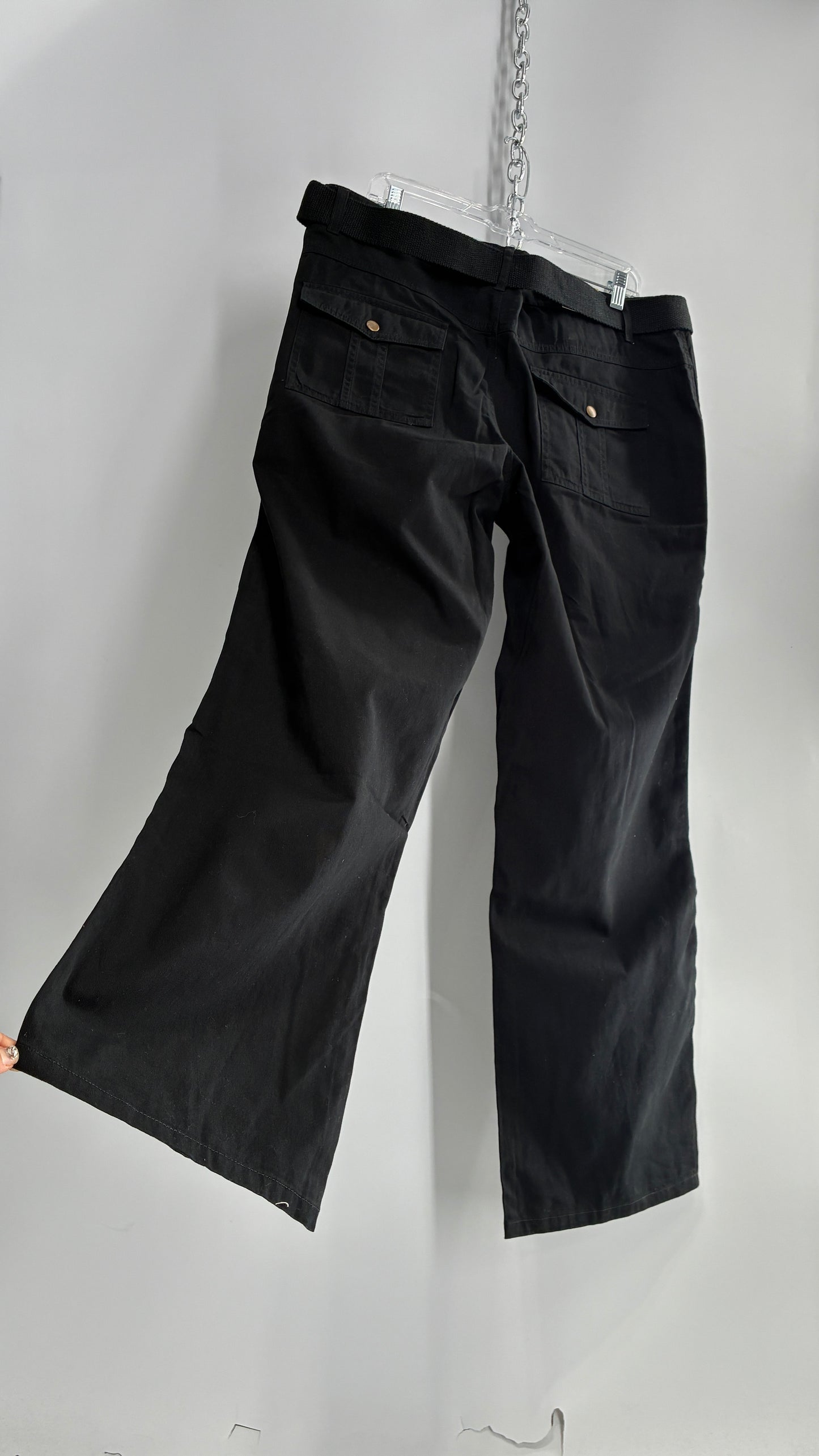 Deadstock Vintage MOKACHINO Black Kickflare Low Rise Belted Cargos (16X)