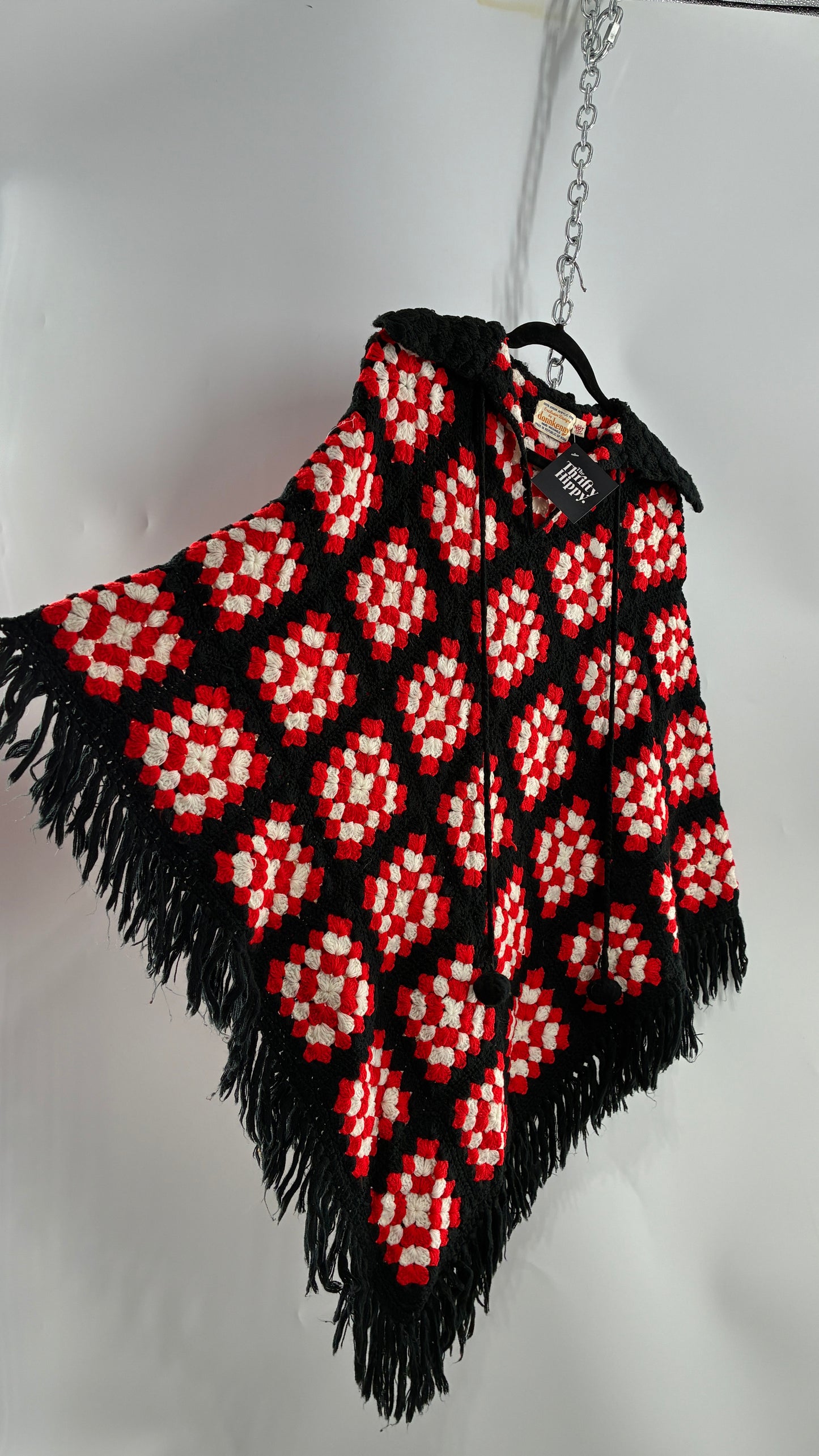 Vintage 1970s DONNKENNY Handmade Knit Poncho with Collar and Fringe (Medium)