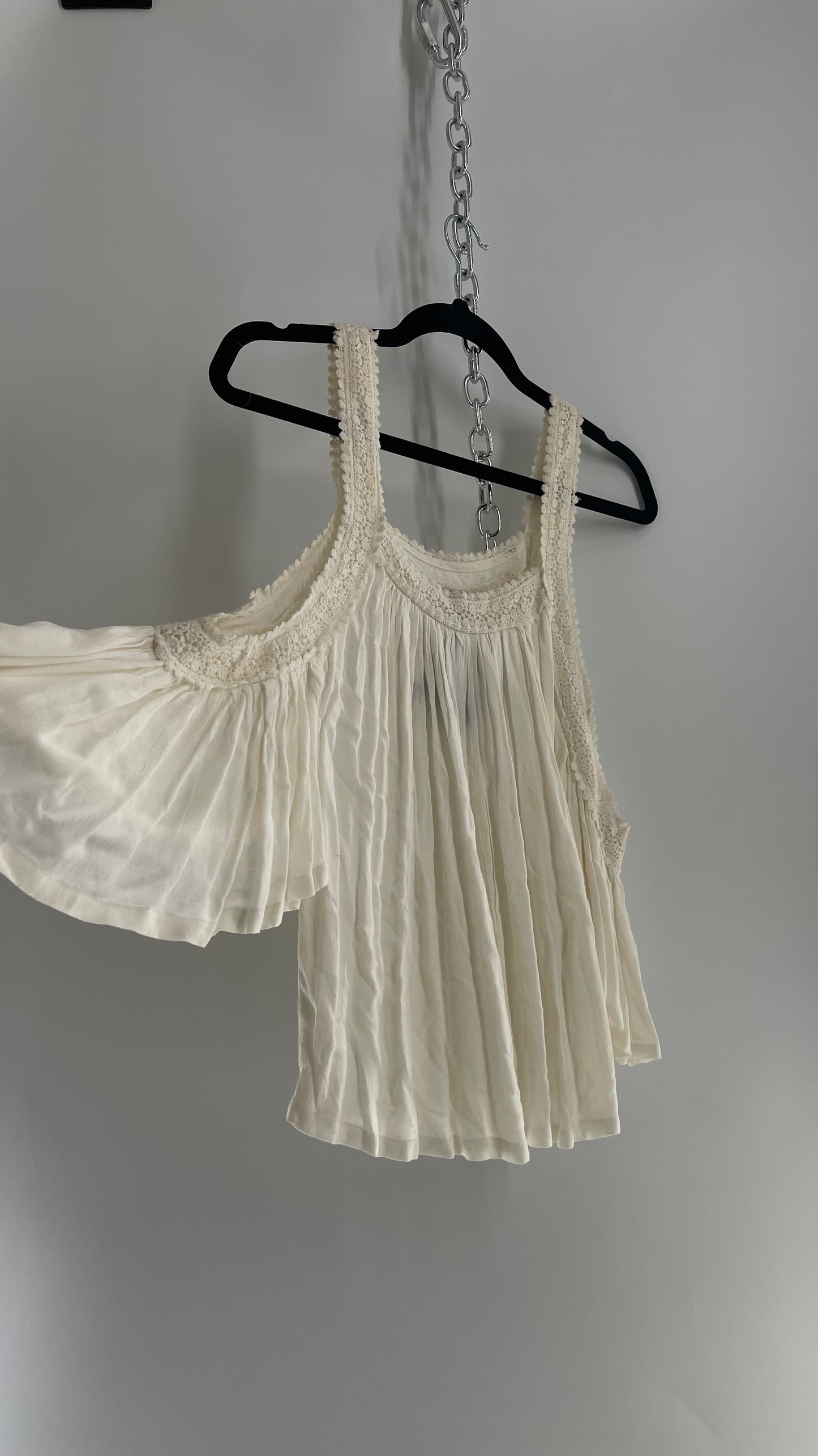 Free People X Sea Gypsies Voluminous Off White Drape Sleeve Blouse with Lace Detailing (XS)